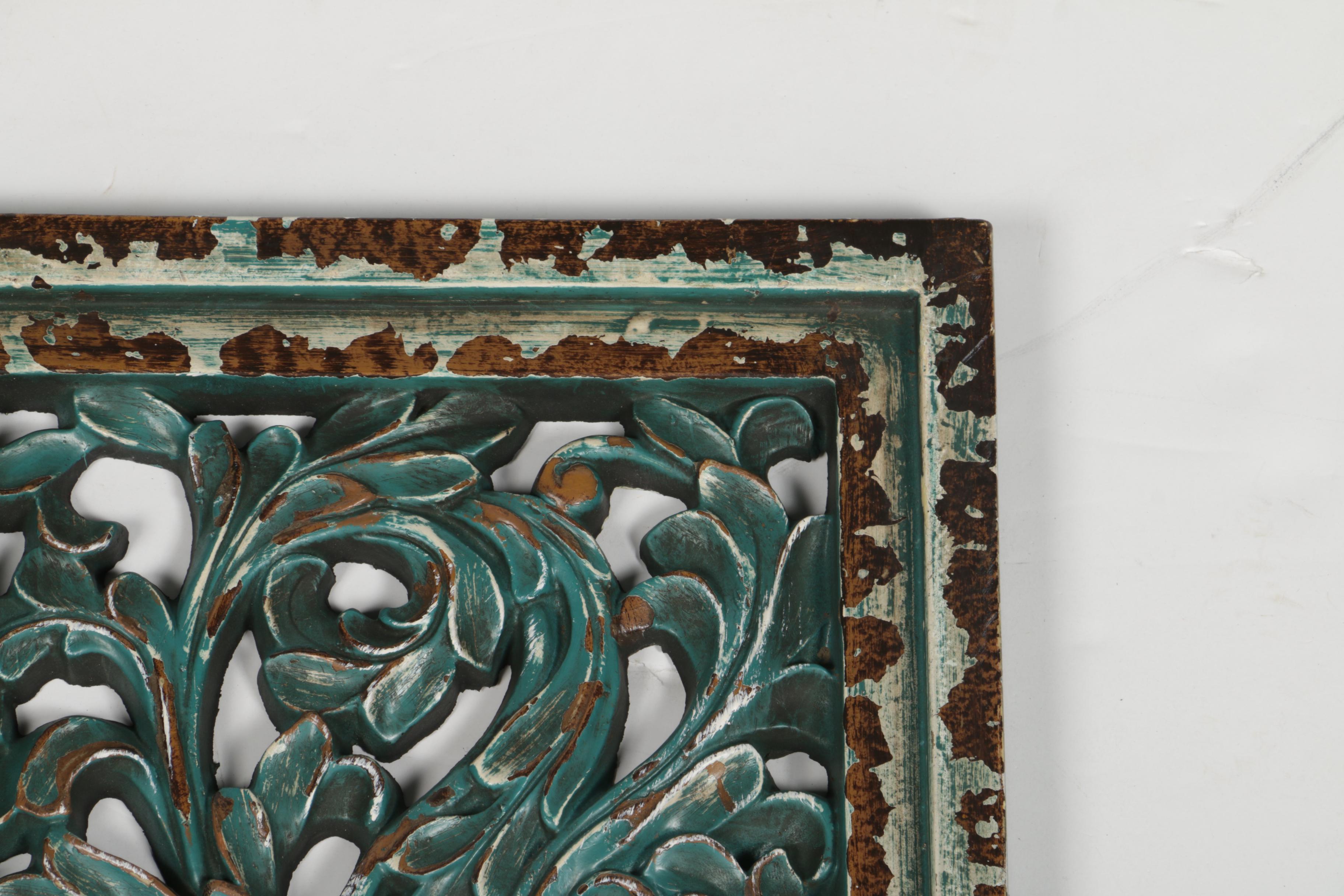 Decorative Wooden Wall Hanging