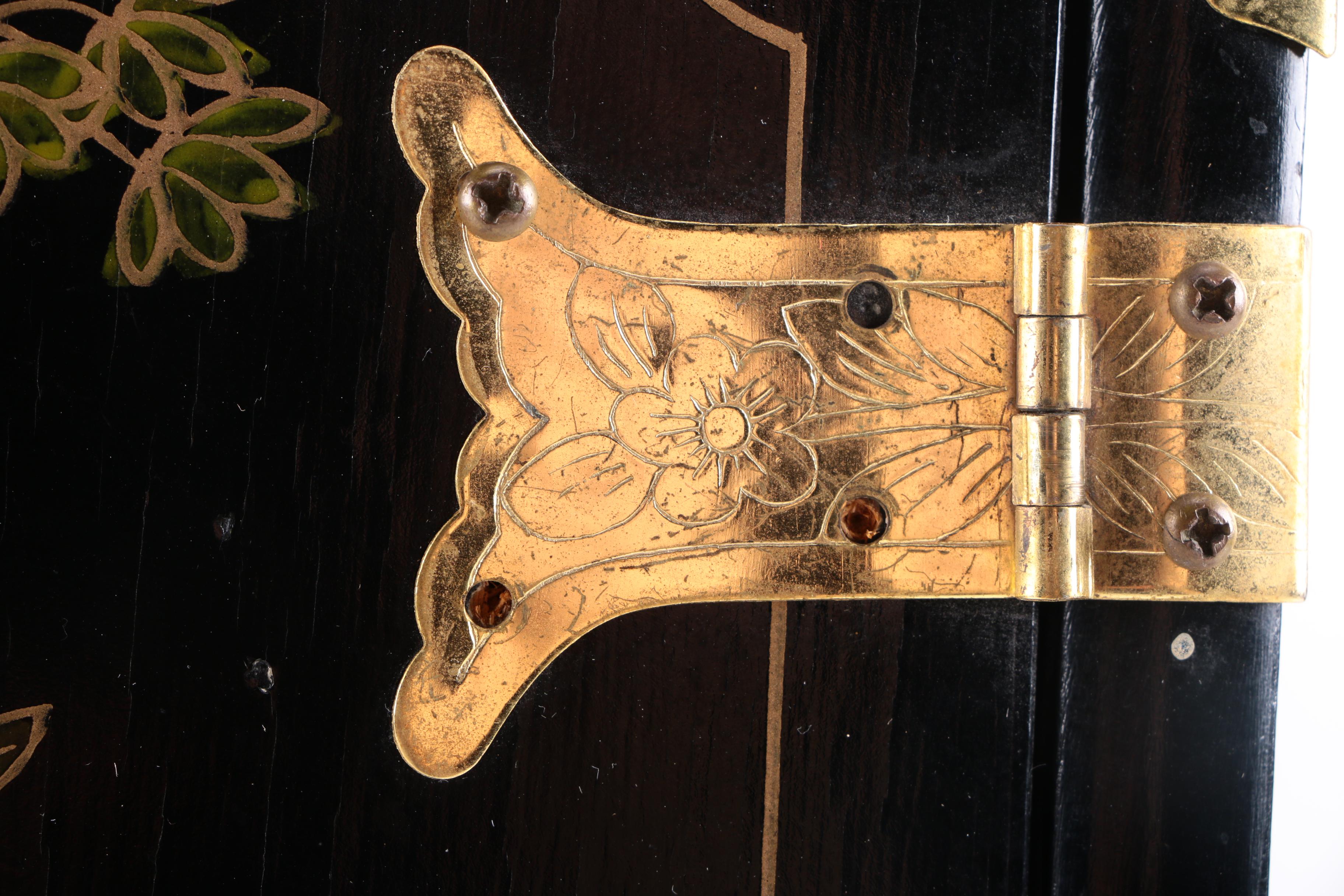 Chinoiserie Jewelry Chest