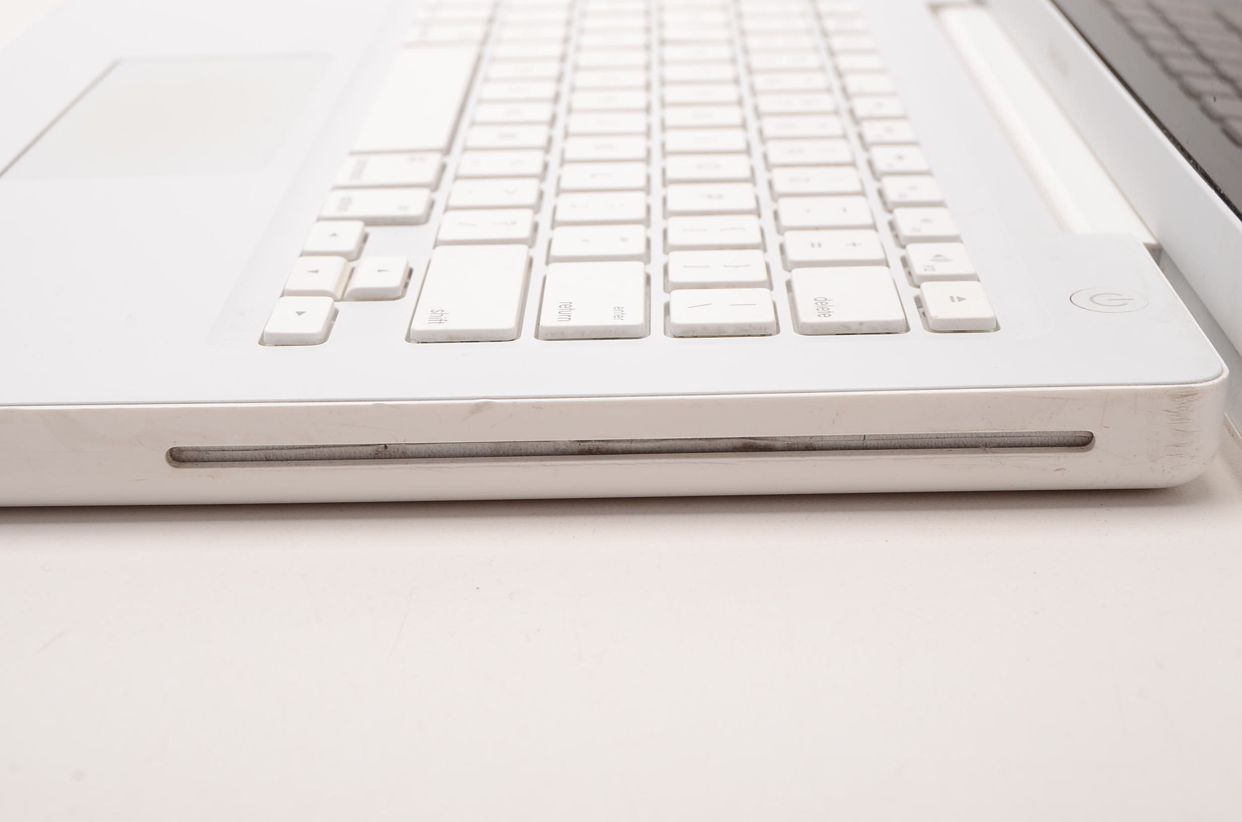 13" MacBook Laptop Computer