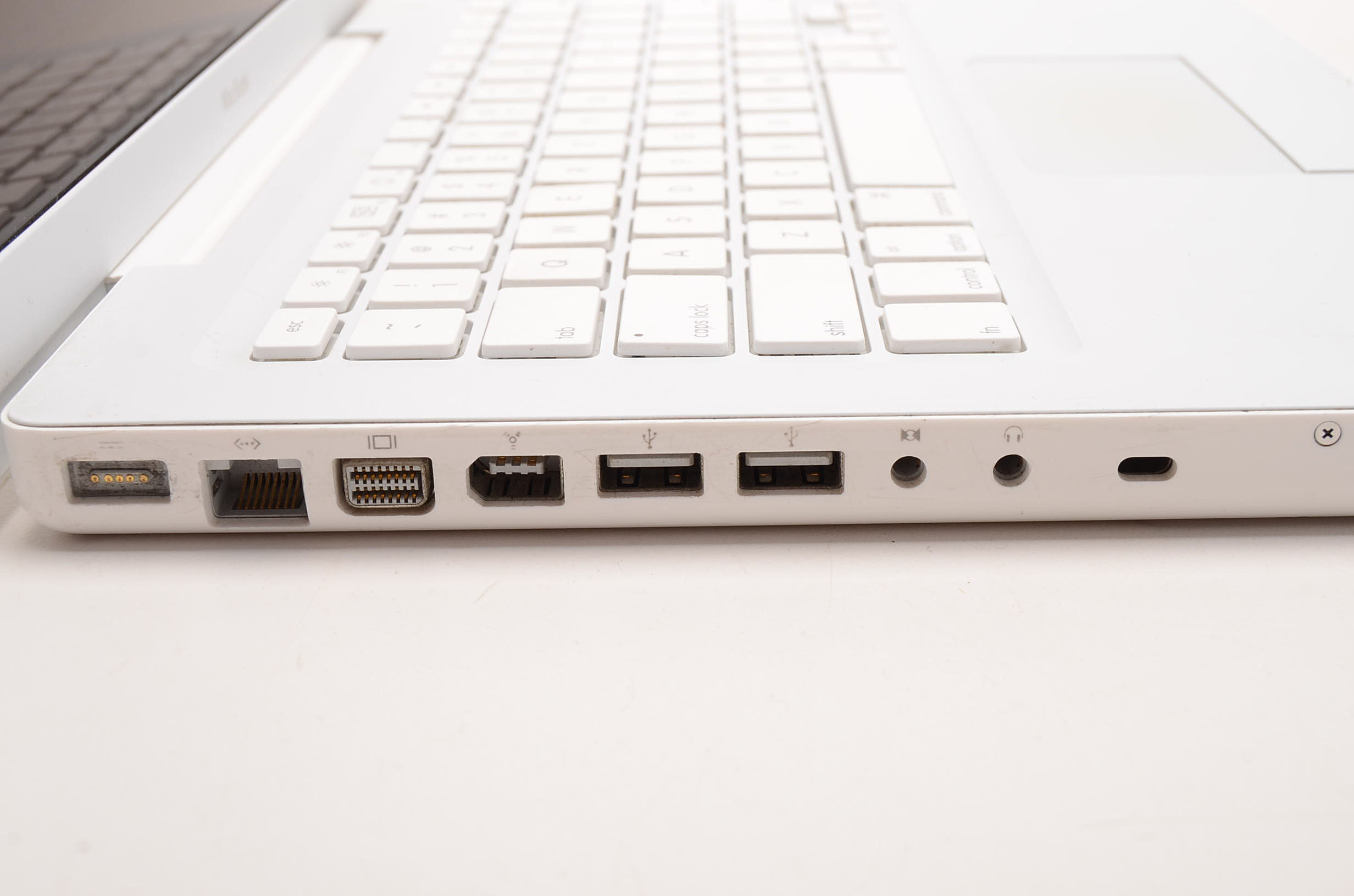 13" MacBook Laptop Computer