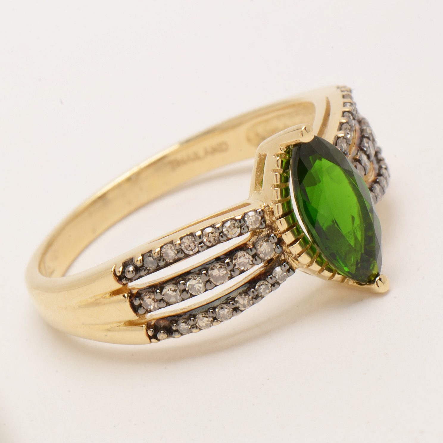 10K Yellow Gold Diopside Ring with Diamond Accents