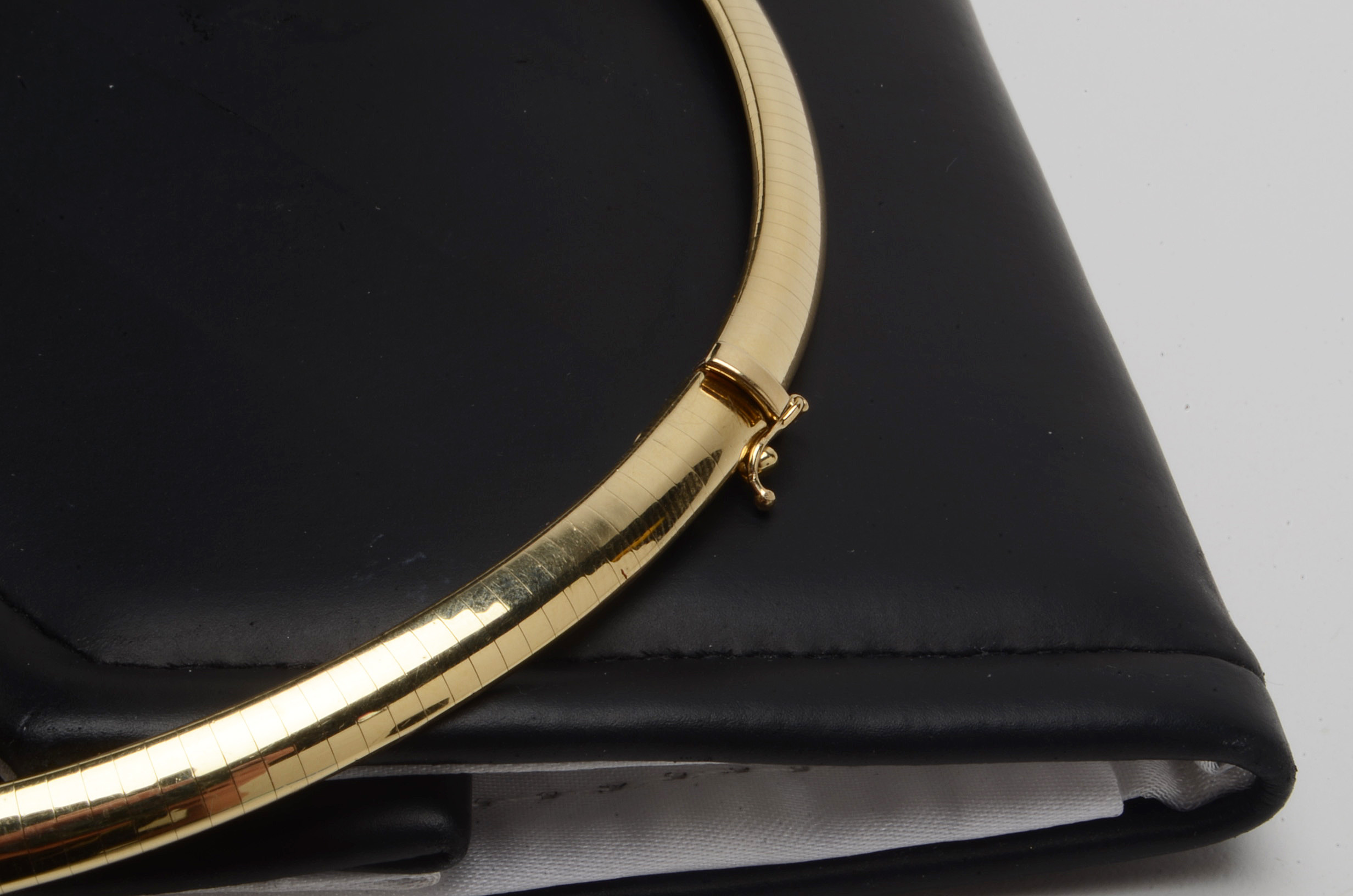 14K Yellow Gold Omega Necklace