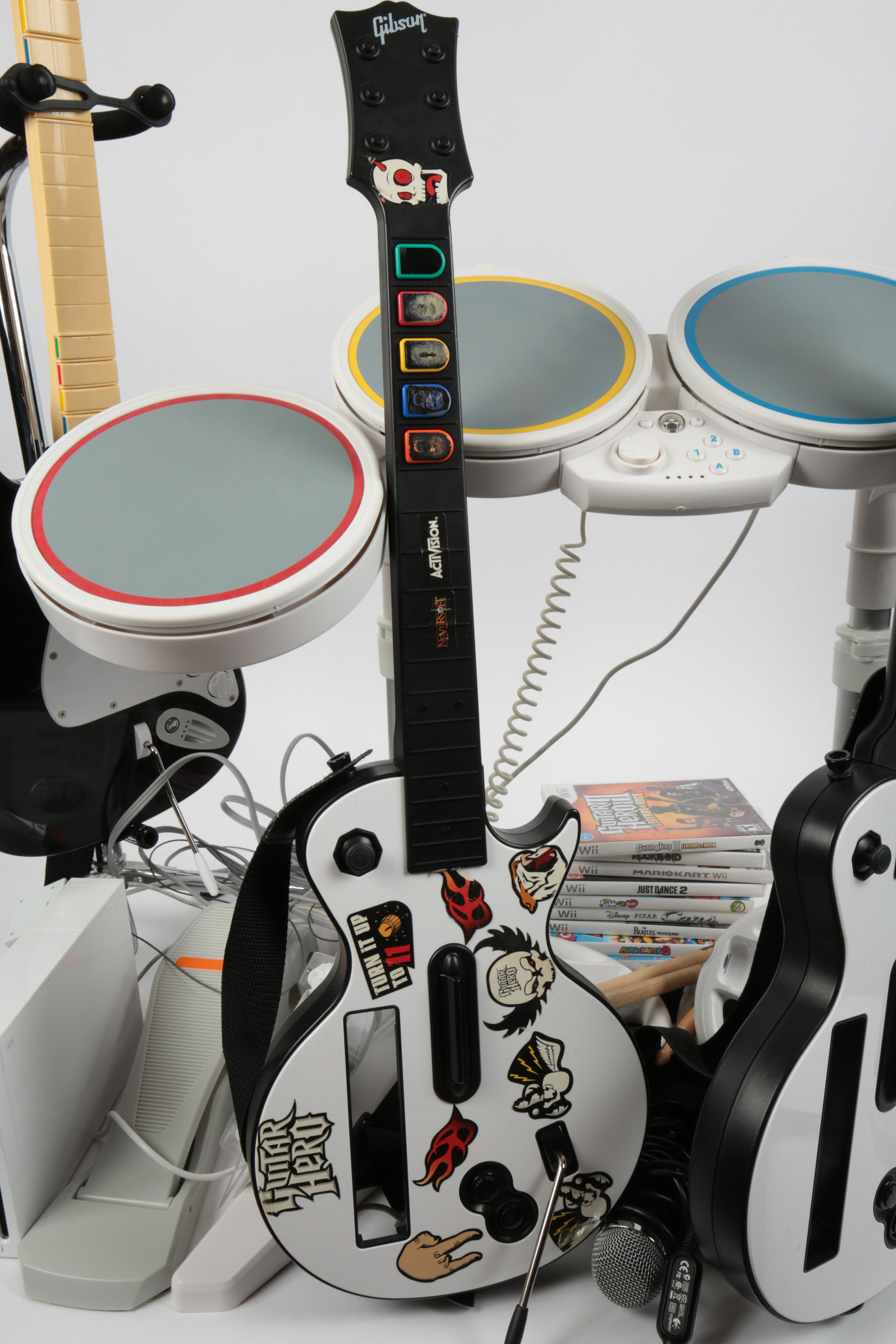 Nintendo Wii Console, Games and Accessories