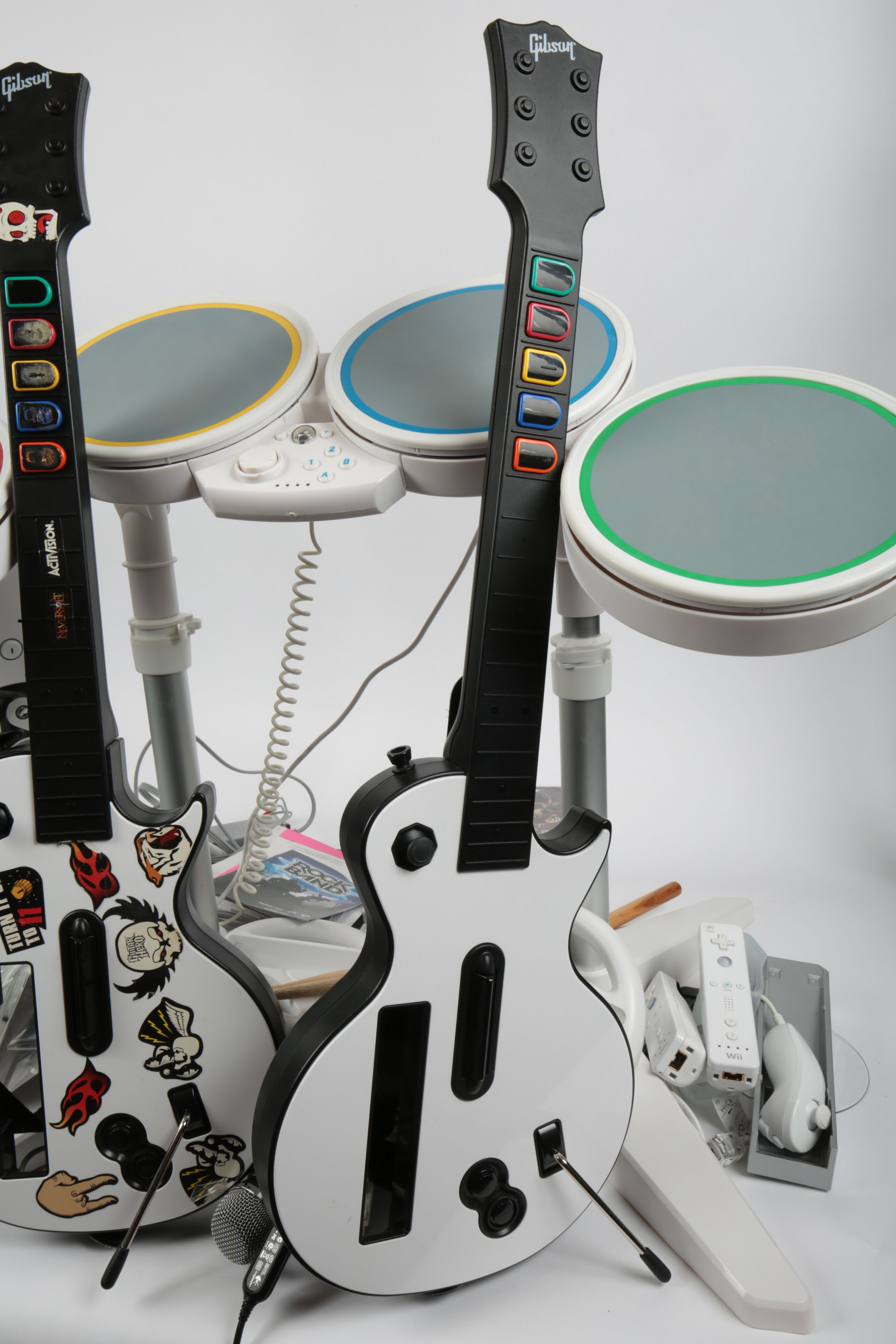 Nintendo Wii Console, Games and Accessories