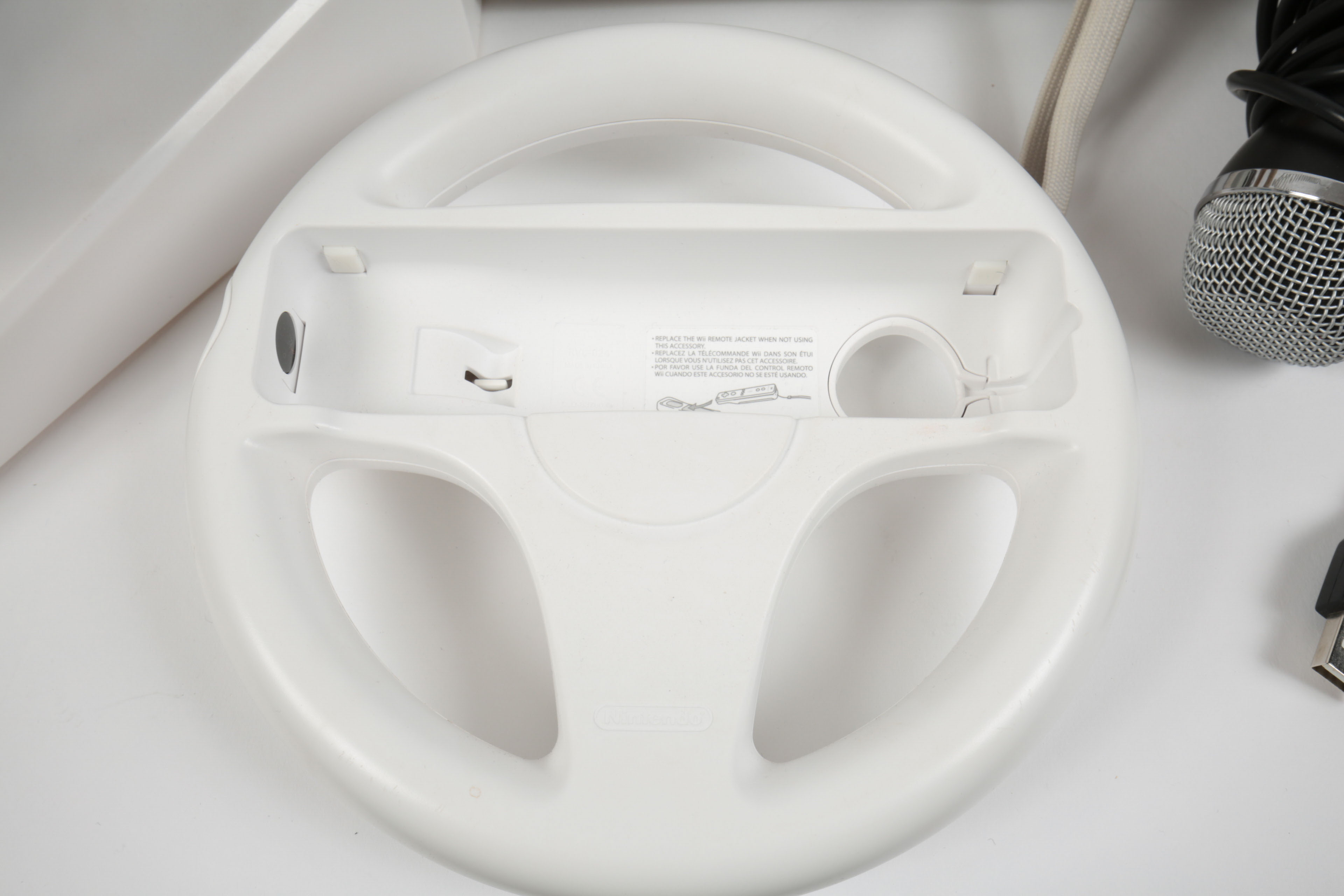 Nintendo Wii Console, Games and Accessories