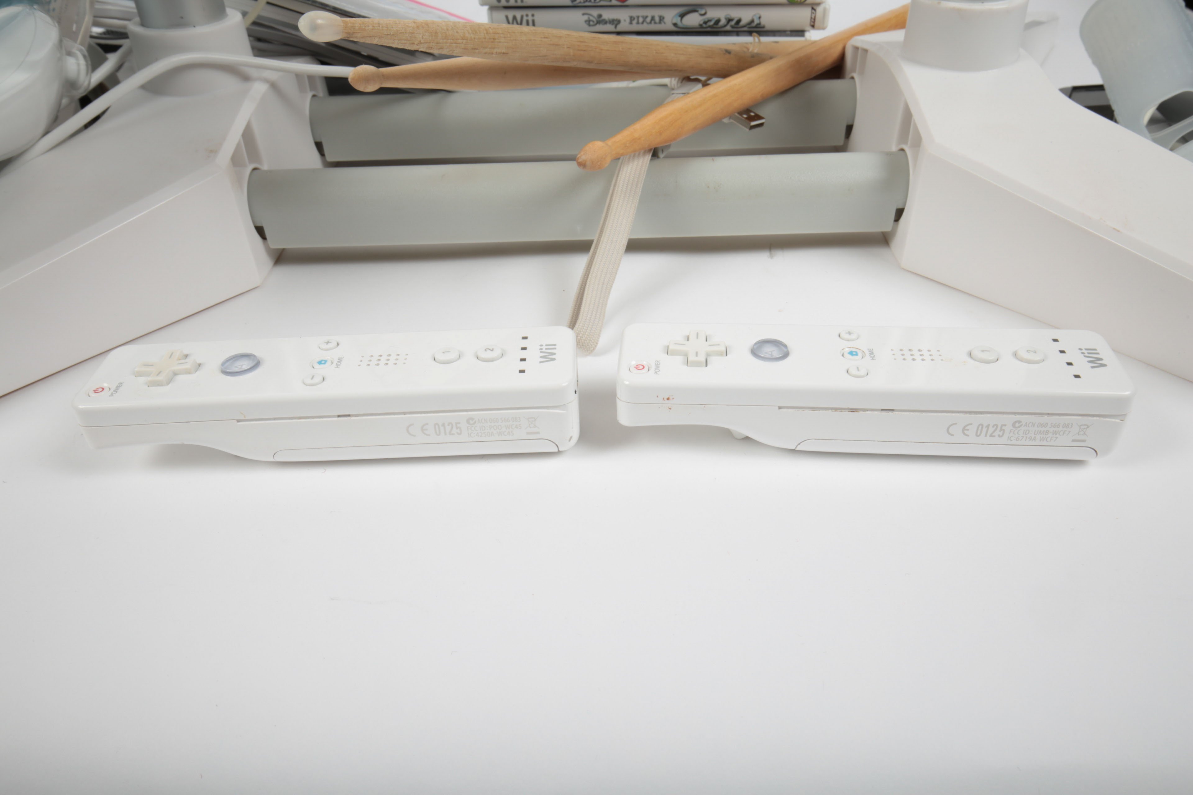 Nintendo Wii Console, Games and Accessories