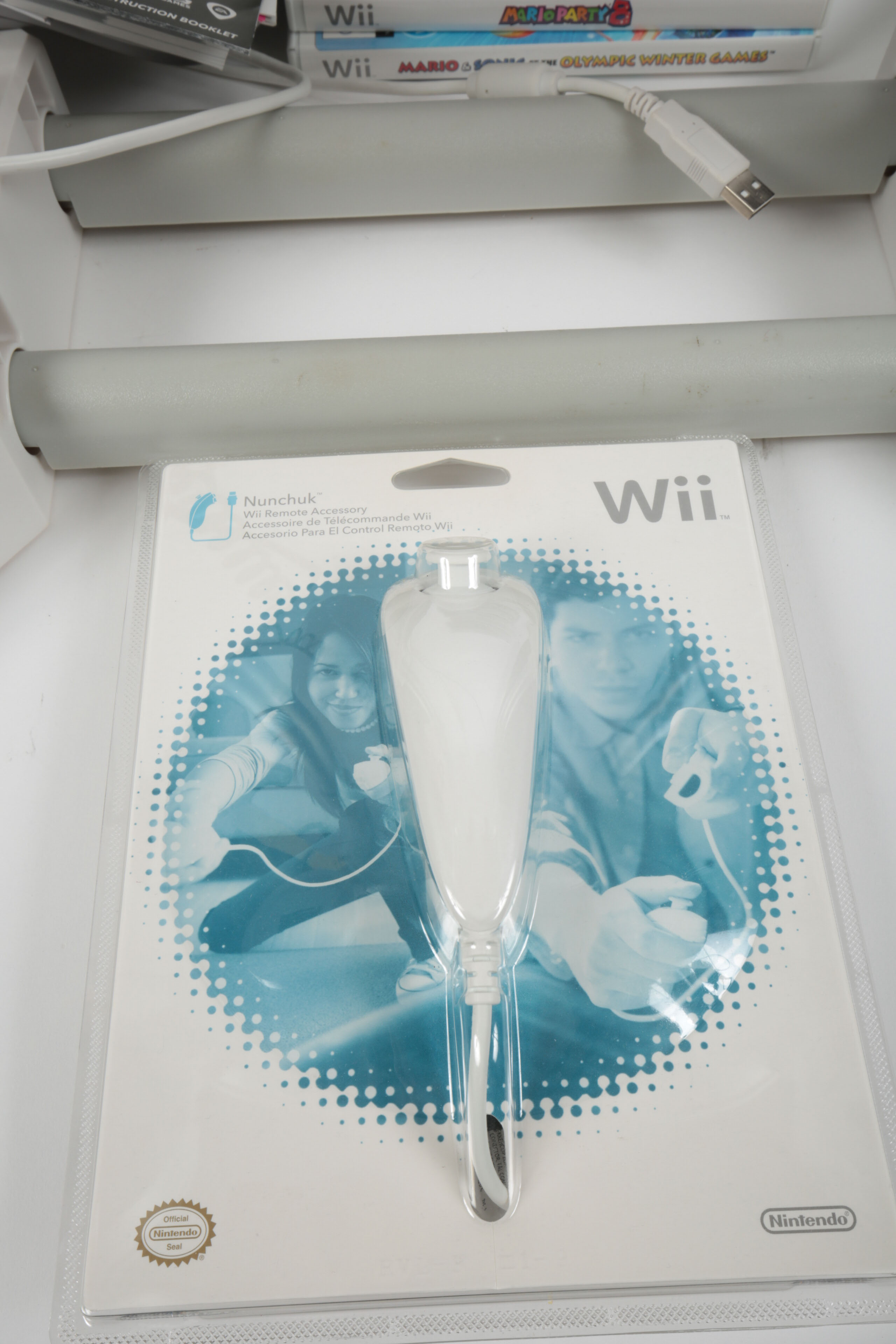 Nintendo Wii Console, Games and Accessories