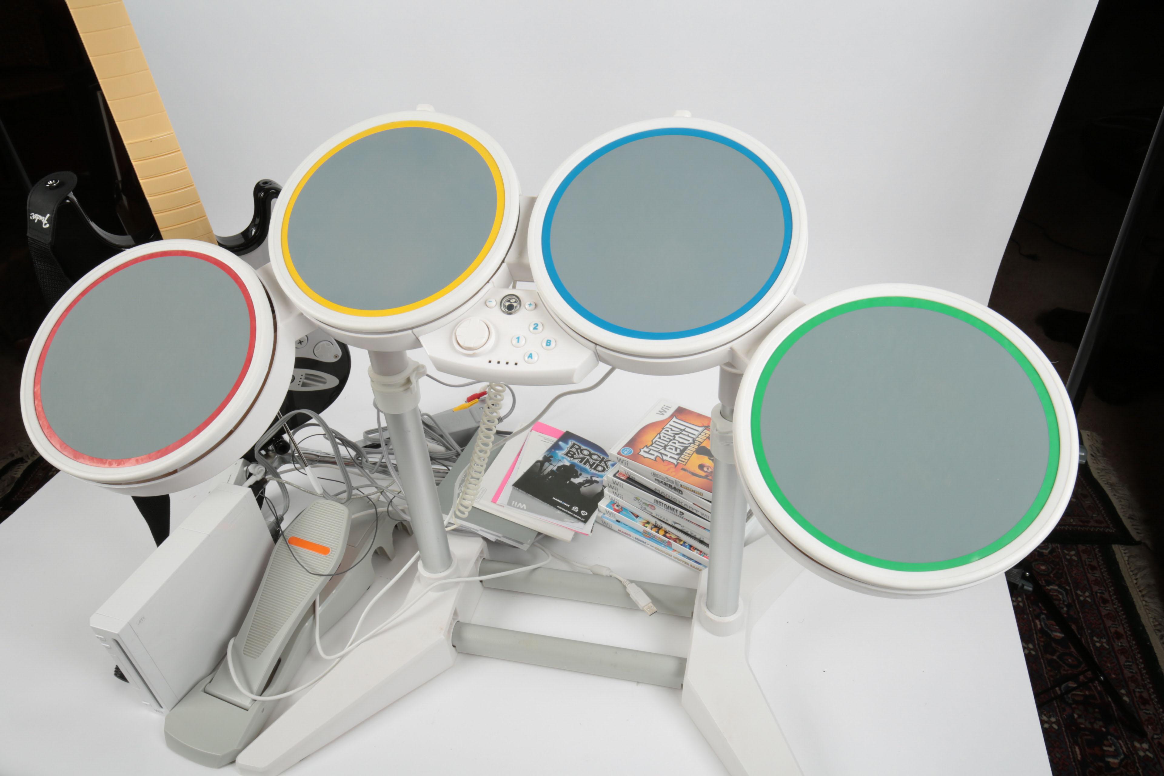 Nintendo Wii Console, Games and Accessories