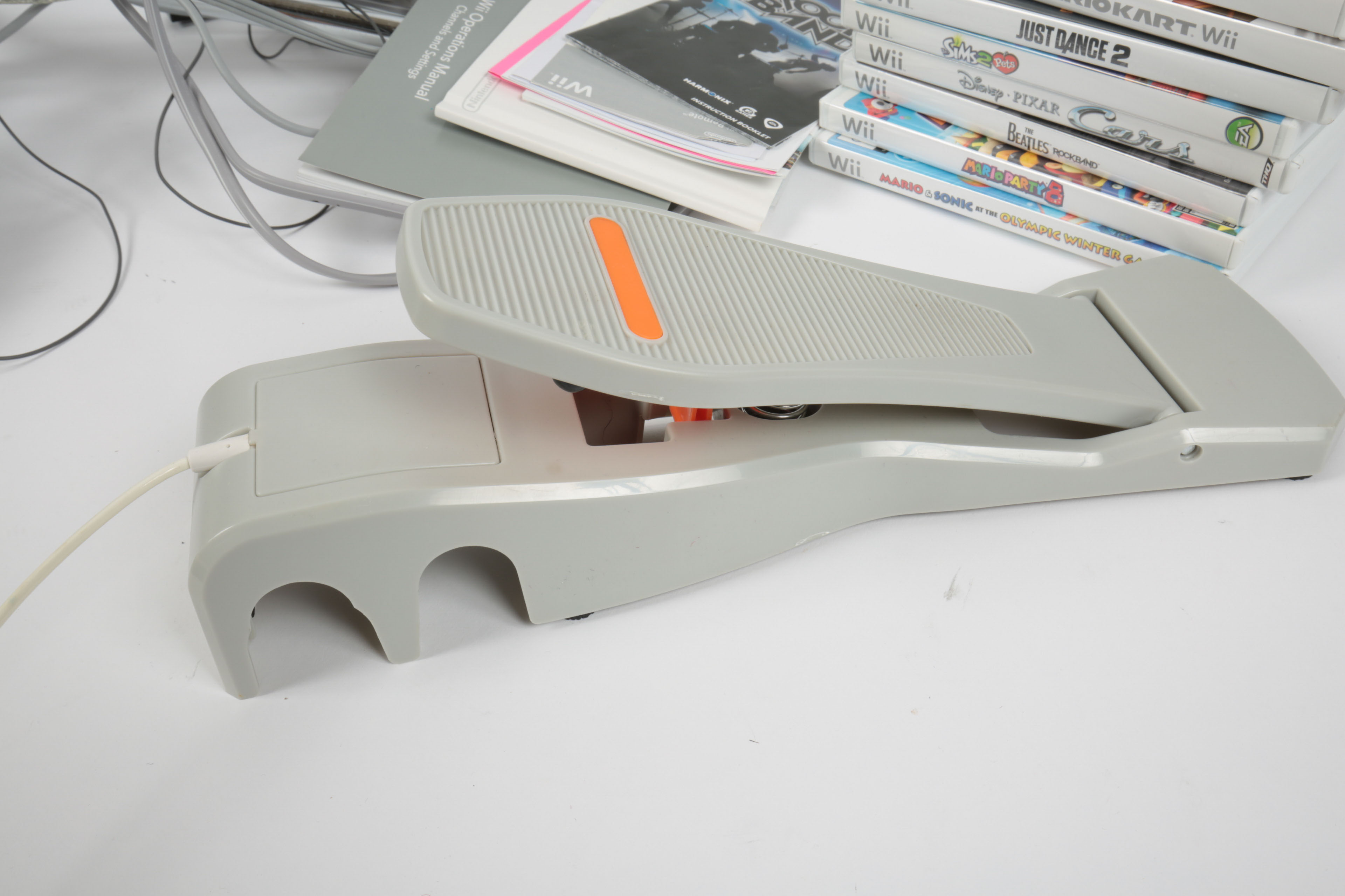 Nintendo Wii Console, Games and Accessories