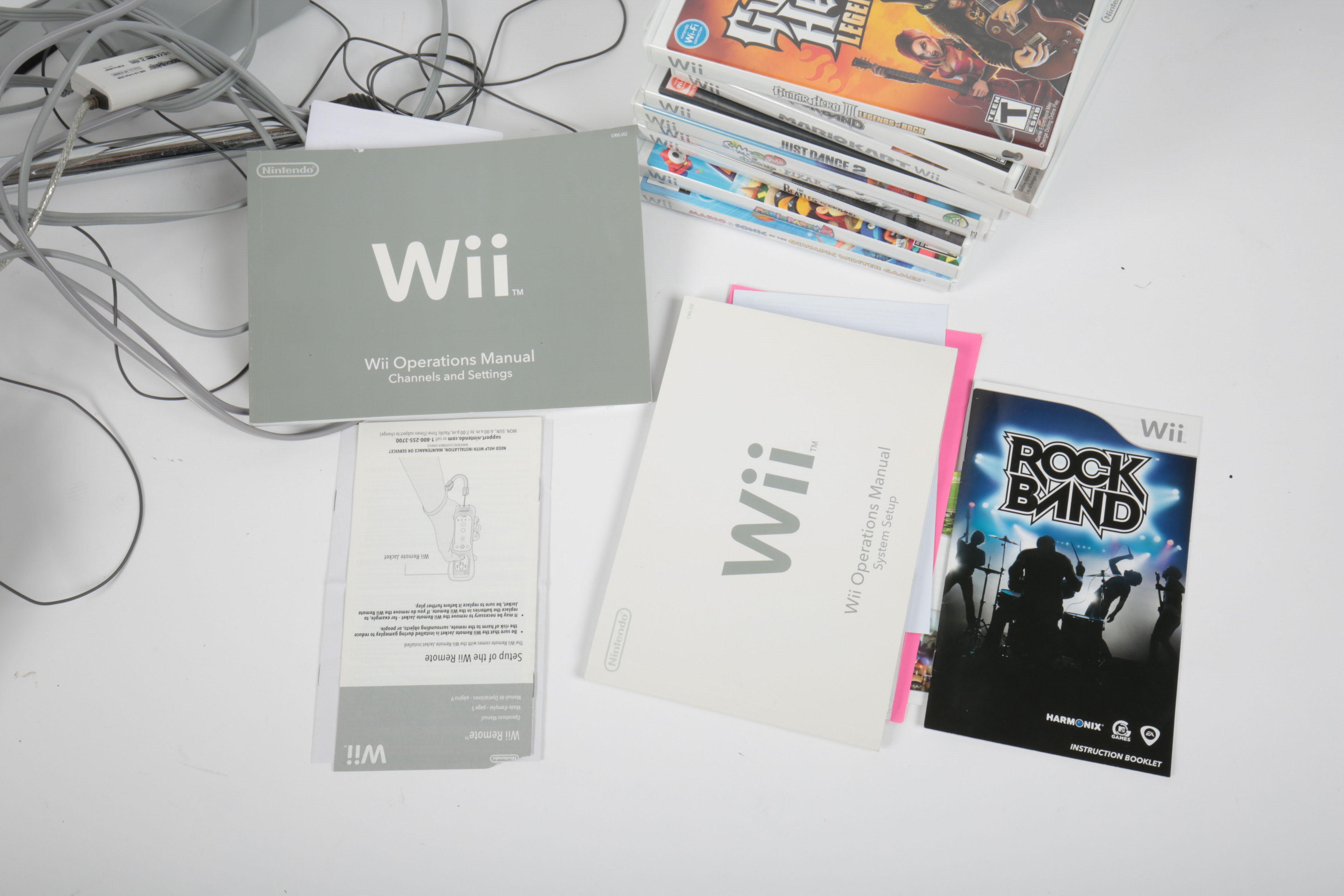 Nintendo Wii Console, Games and Accessories