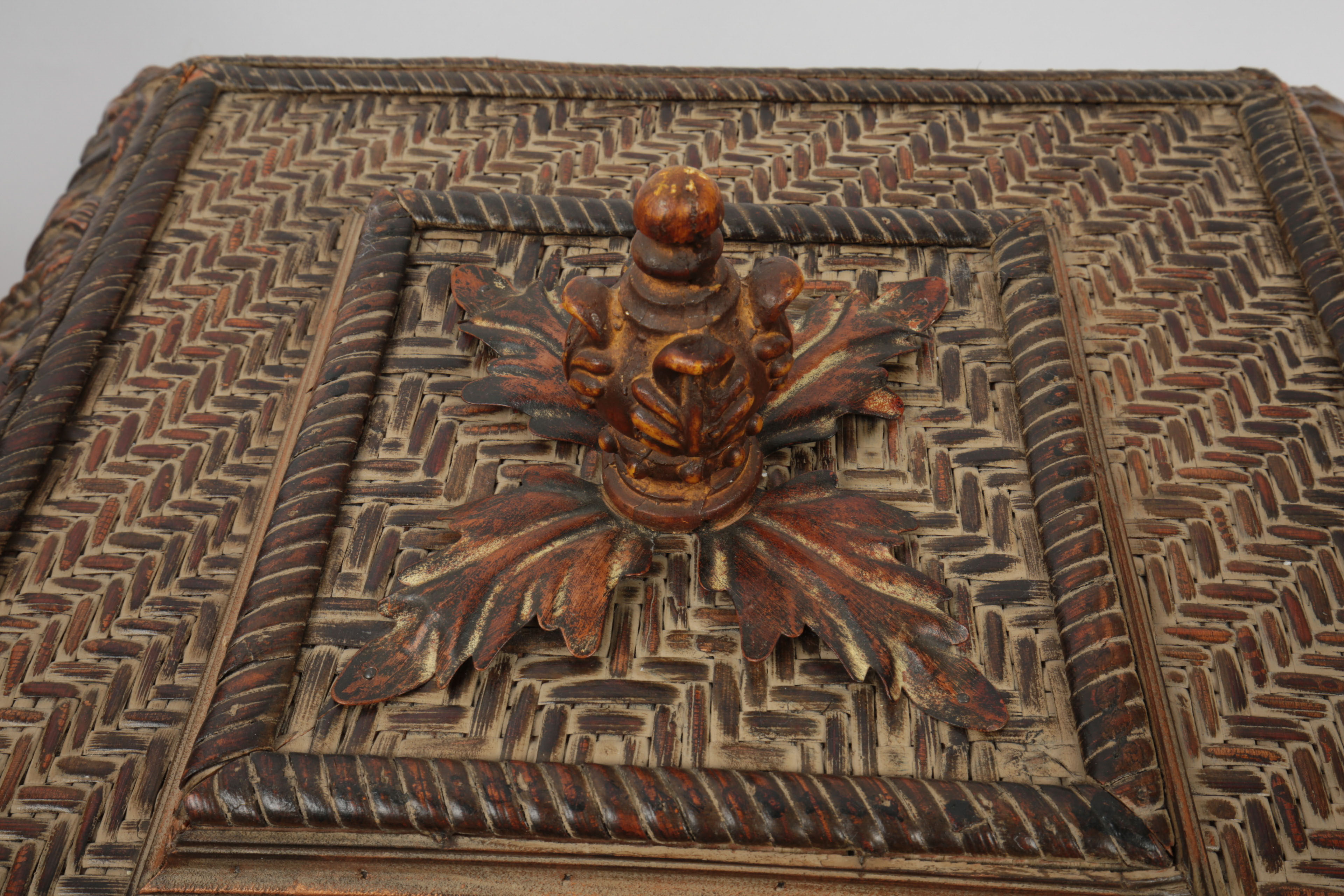 Rattan and Metal Pirvacy Screen and Baskets