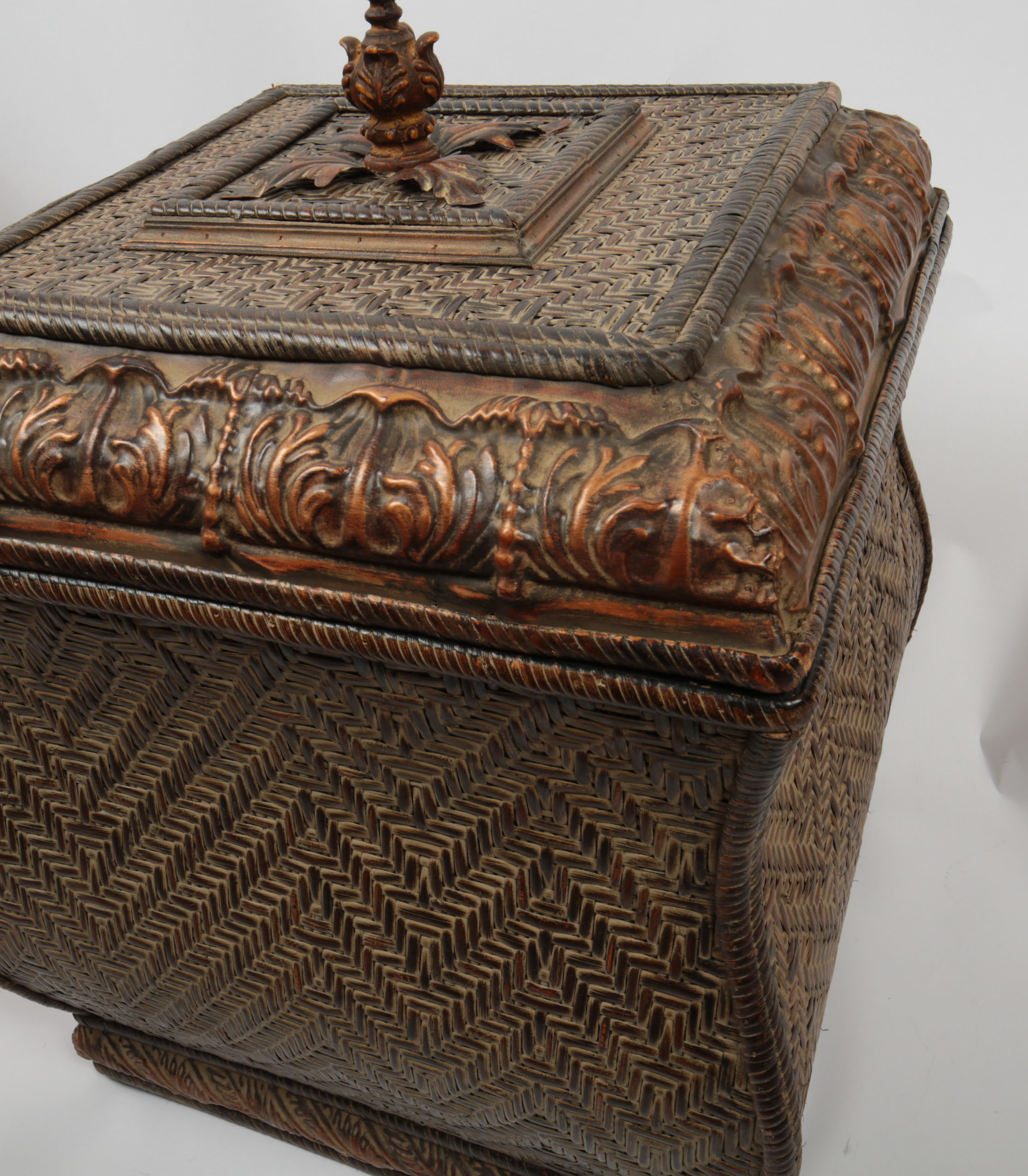 Rattan and Metal Pirvacy Screen and Baskets