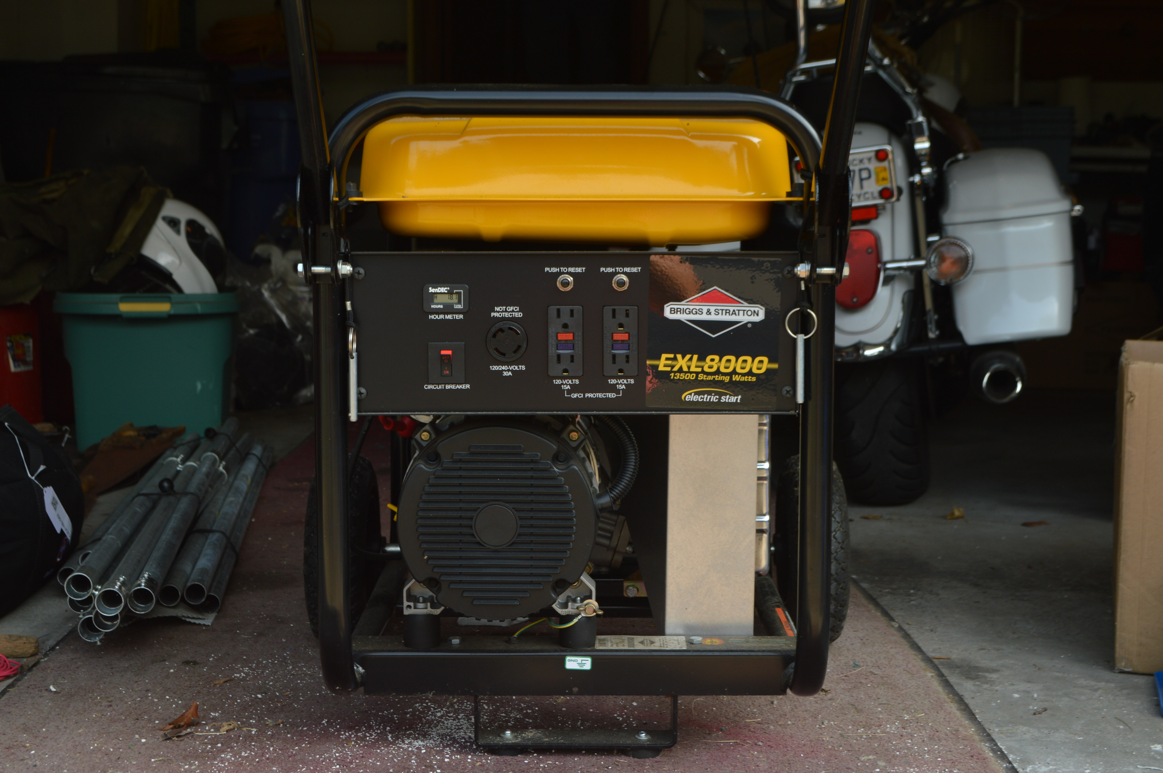Briggs & Stratton EXL 8000 13,500 Gas Powered Generator