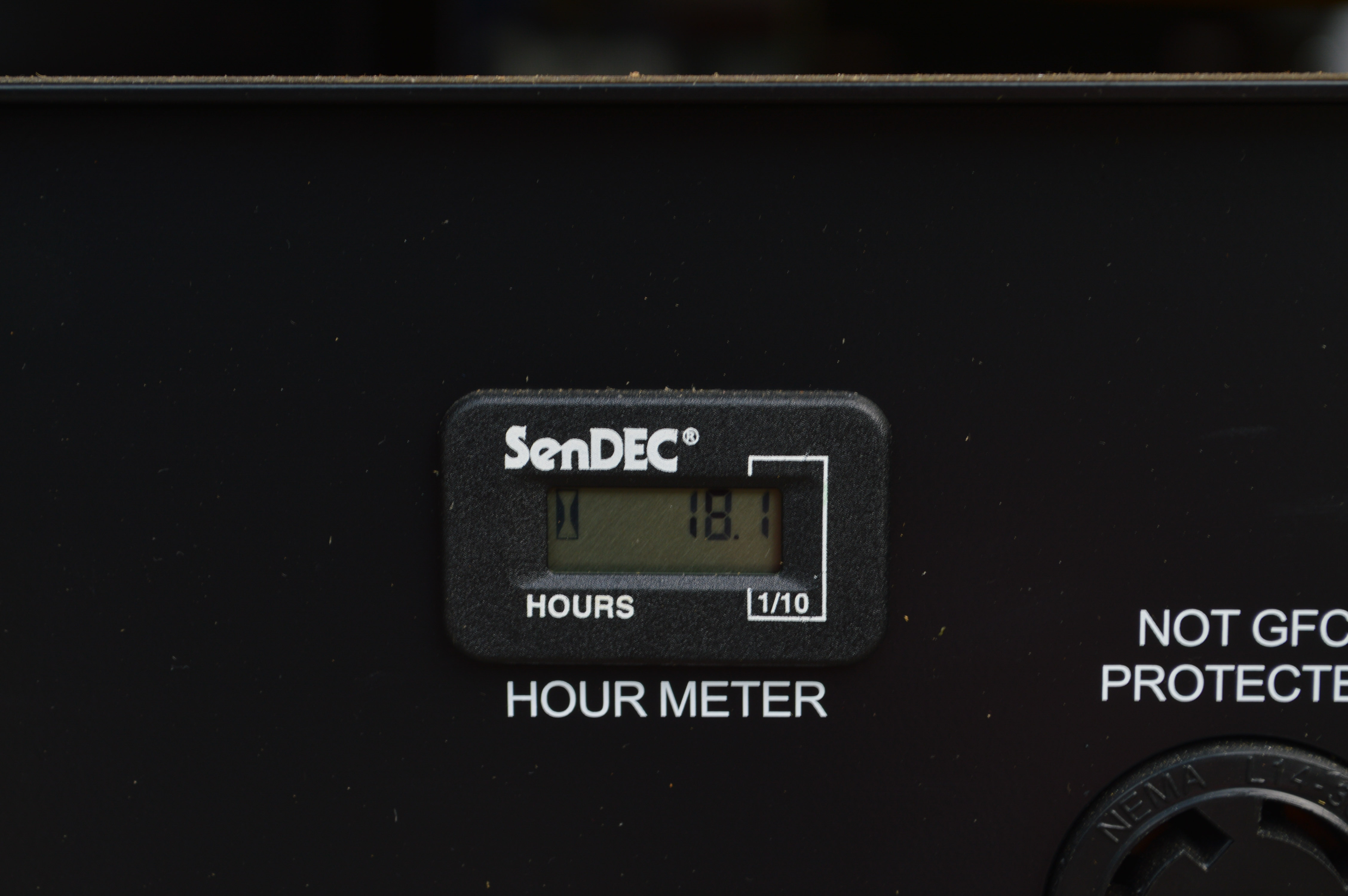 Briggs & Stratton EXL 8000 13,500 Gas Powered Generator