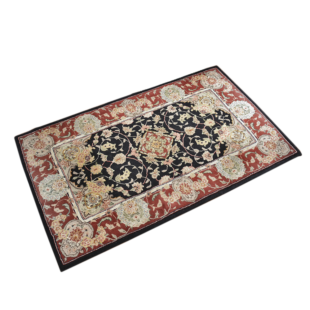 Hand-Tufted Indo-Persian Accent Rug