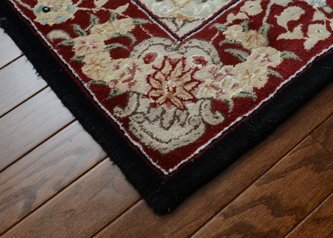 Hand-Tufted Indo-Persian Carpet Runner