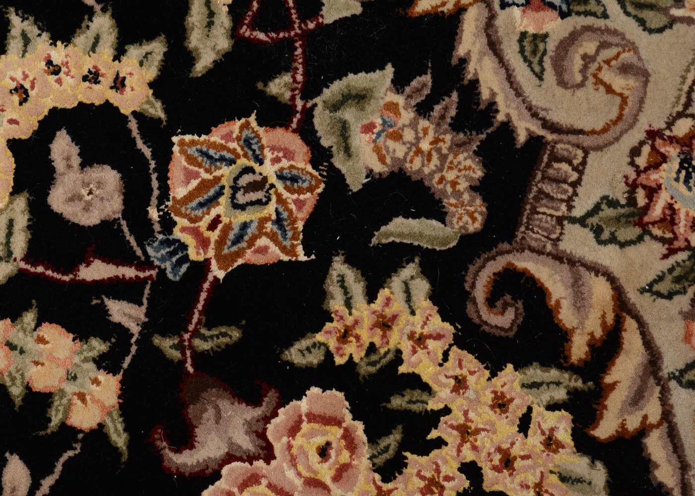 Hand-Tufted Indo-Persian Area Rug