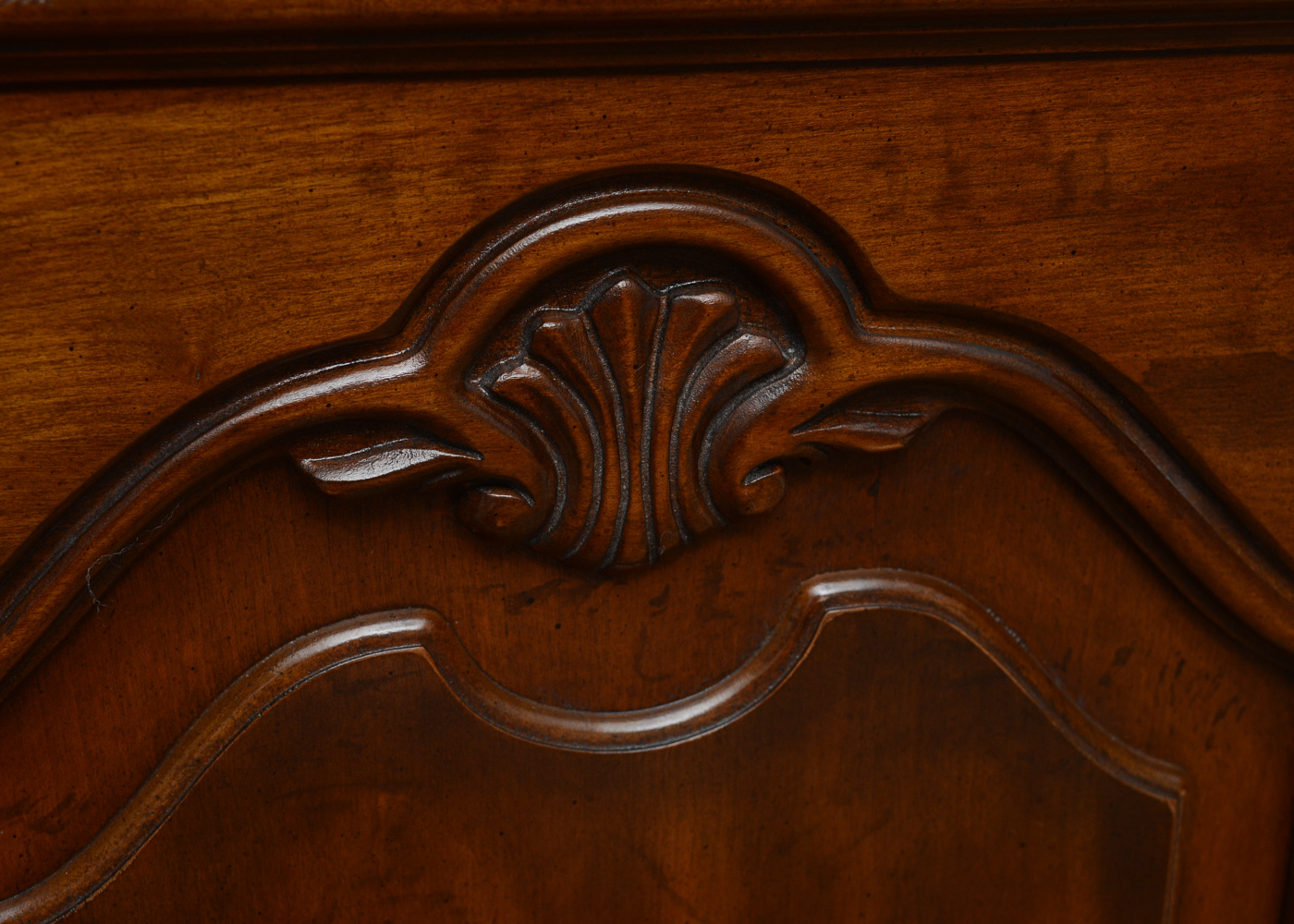 Drexel Sideboard With Expandable Top