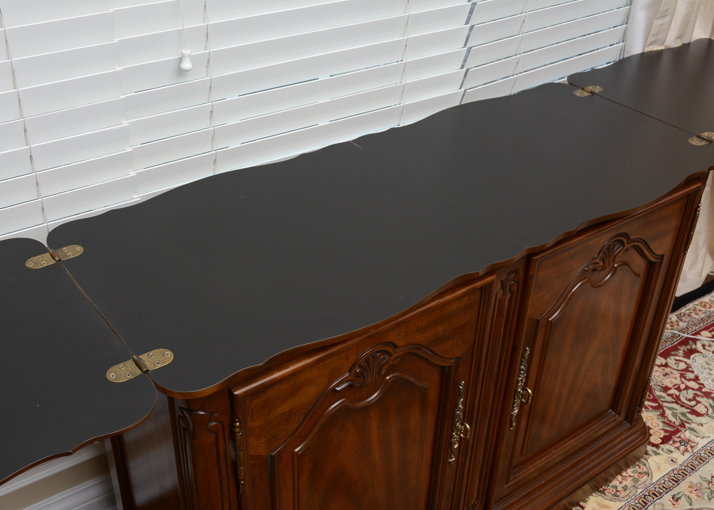 Drexel Sideboard With Expandable Top