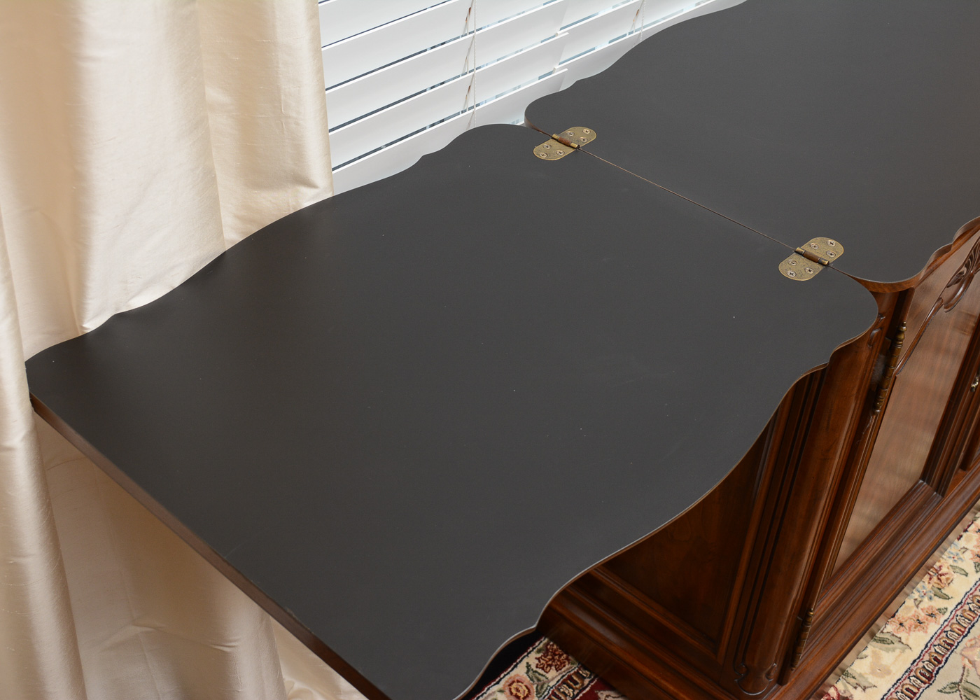 Drexel Sideboard With Expandable Top