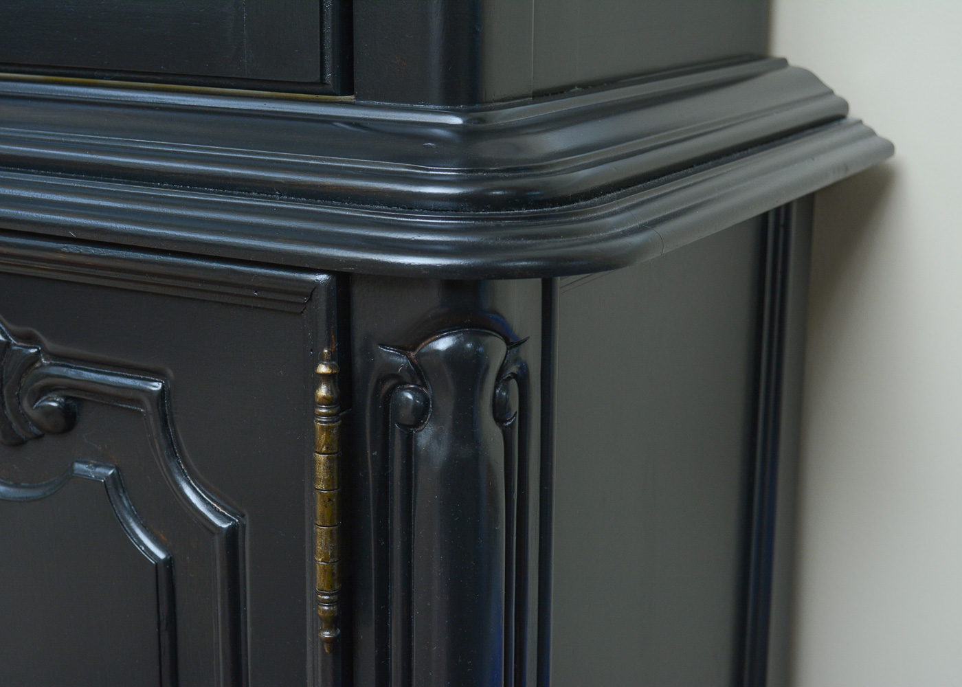 Drexel Black-Painted Lighted China Cabinet