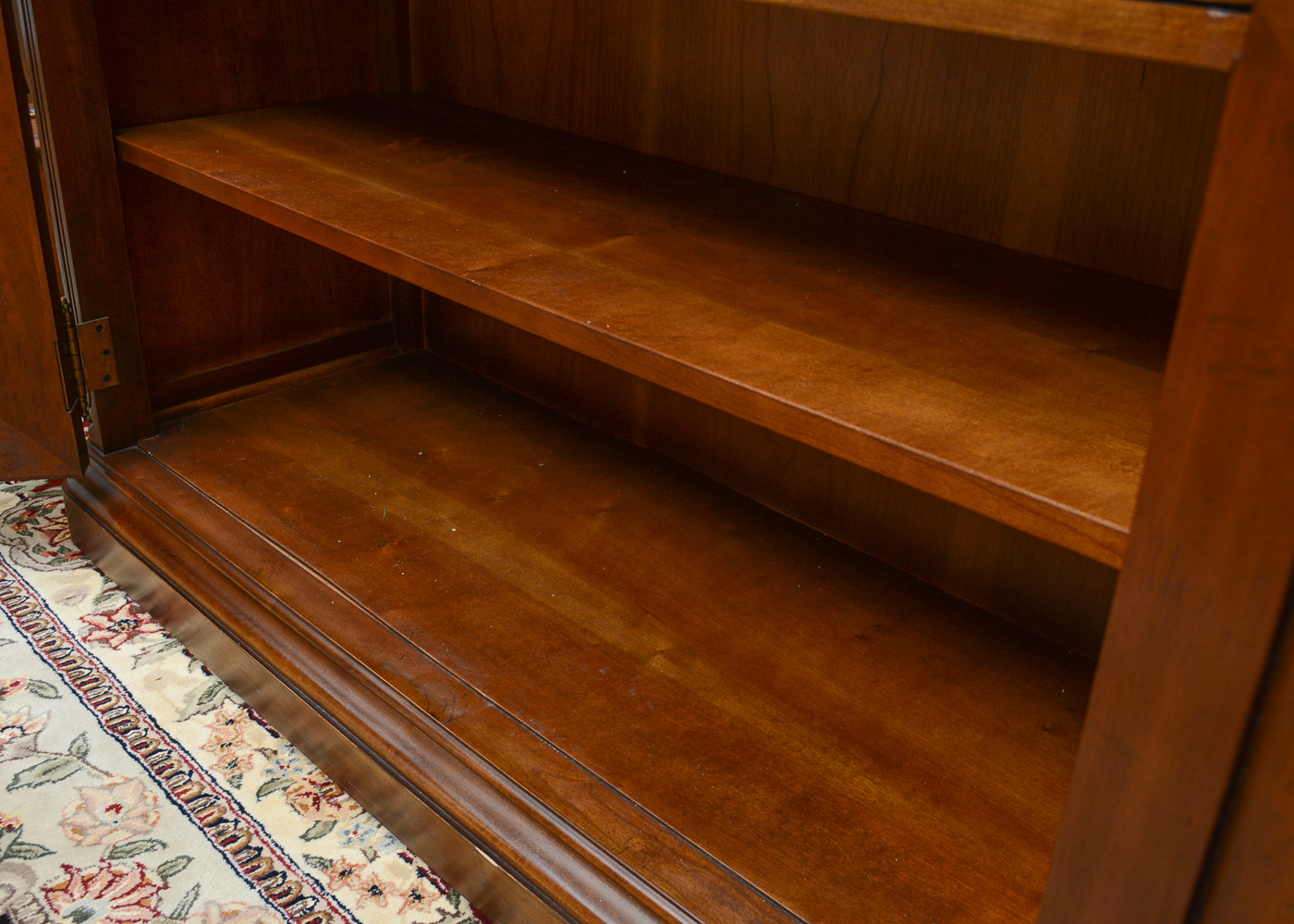 Drexel Sideboard With Expandable Top