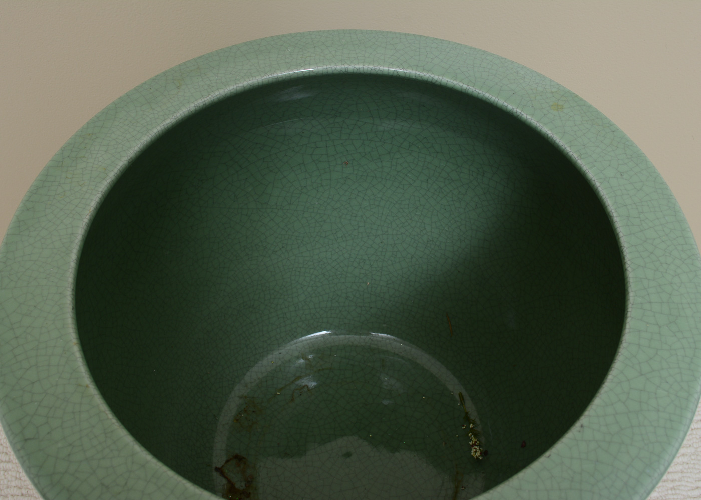 Celadon Planter with Wooden Stand