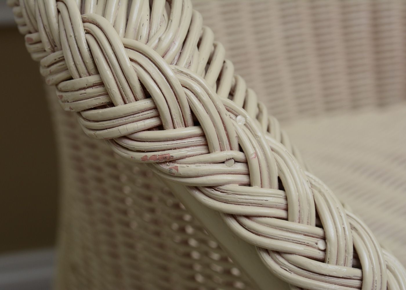 Wicker Chaise with Side Table