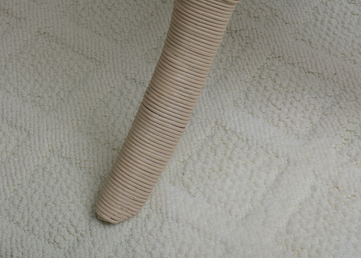 Wicker Chaise with Side Table