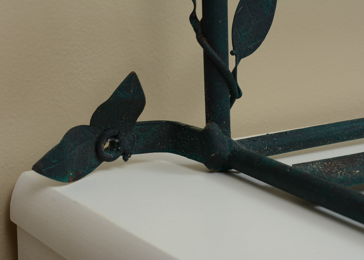 Decorative Metal Wall Shelf