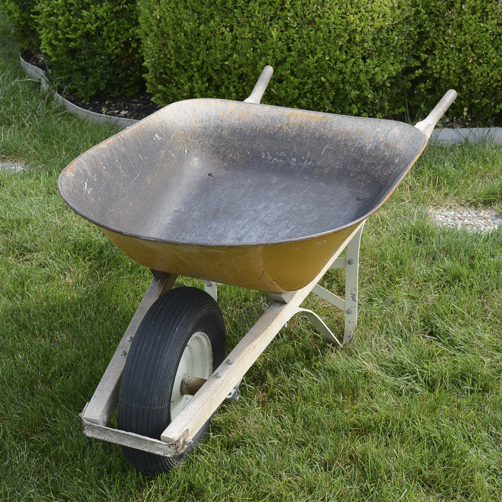 Metal Wheelbarrow