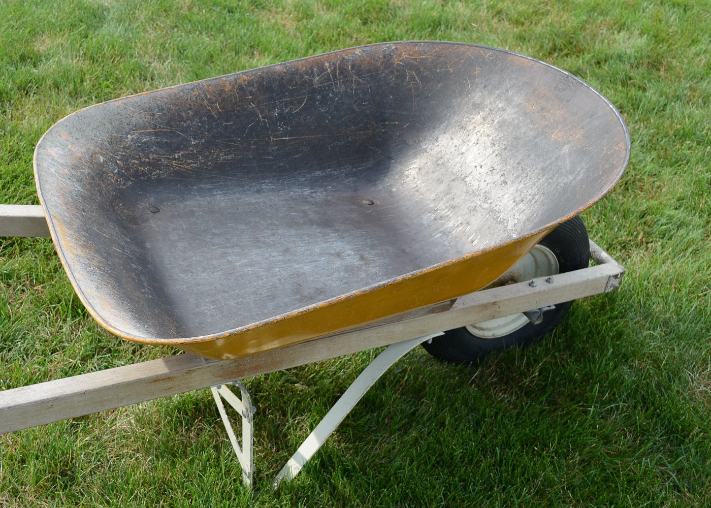 Metal Wheelbarrow