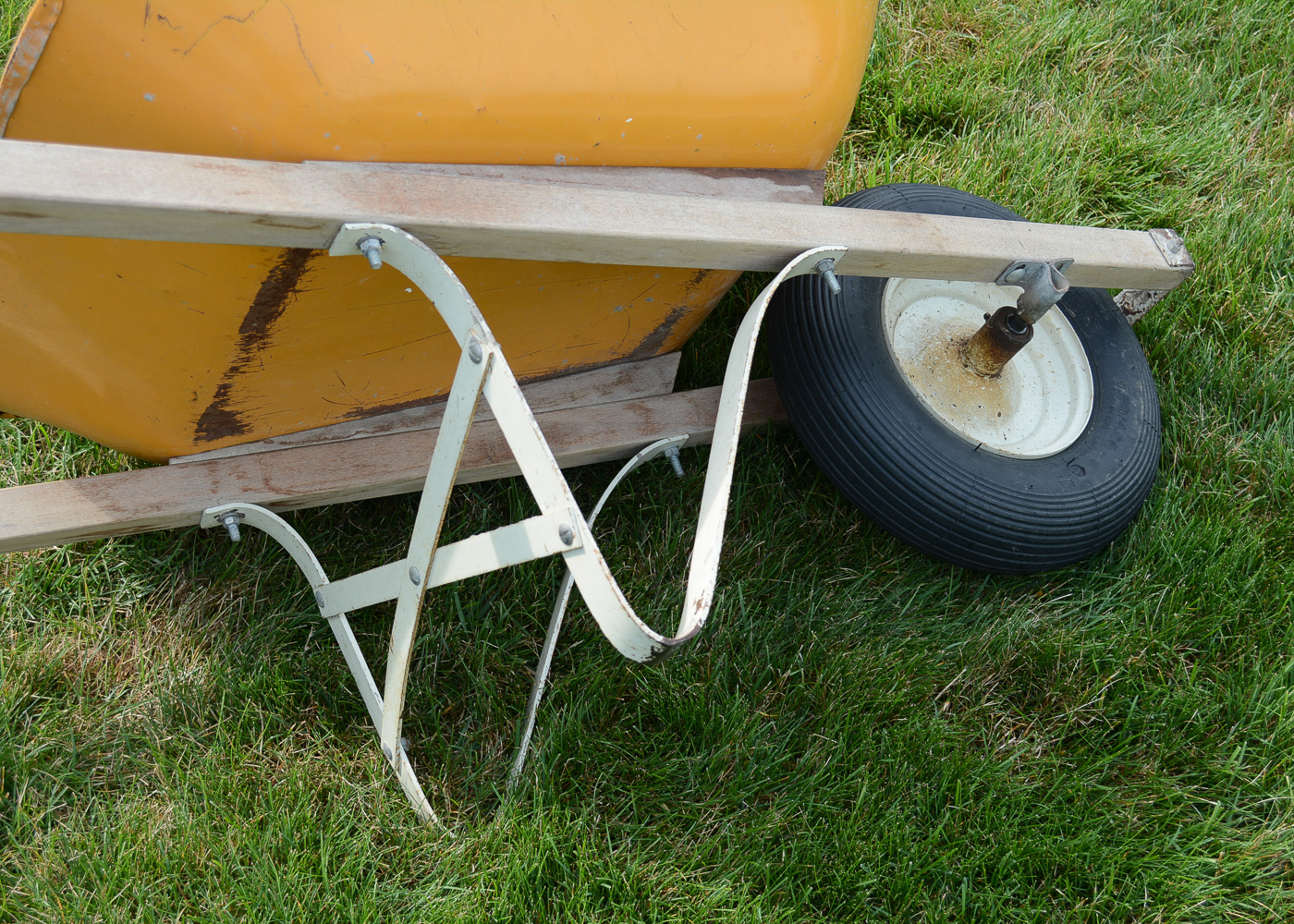 Metal Wheelbarrow
