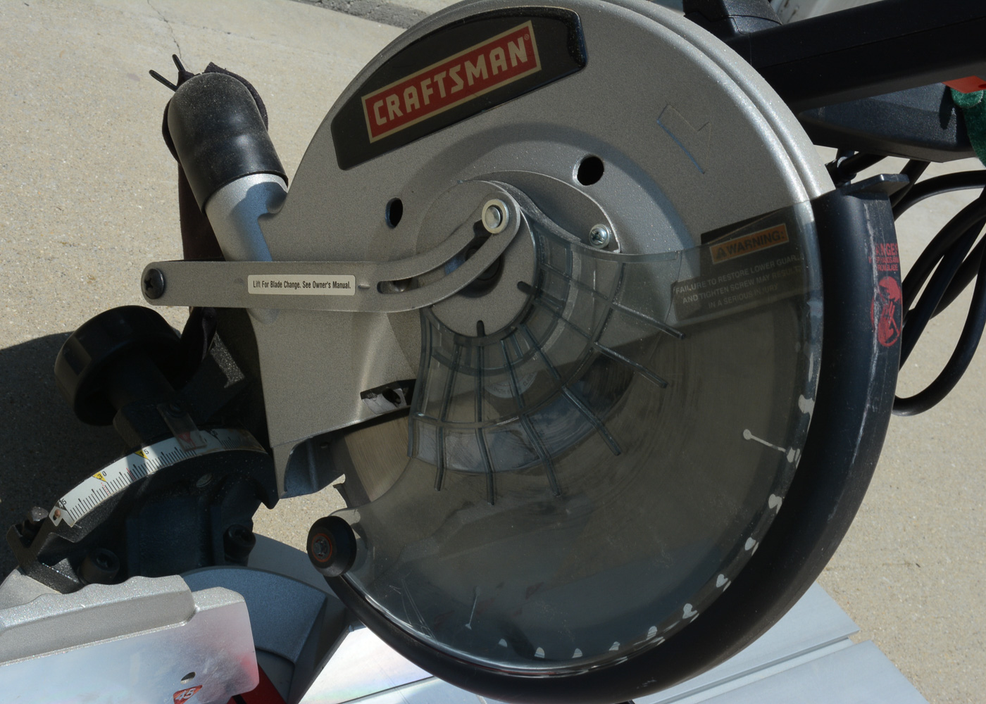 Craftsman 10" Compound Miter Saw