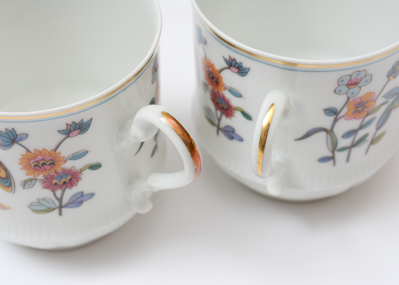 Haviland Limoges "Choiseul Blanc" and "Golden Quail" Teacups and Saucers for Twelve