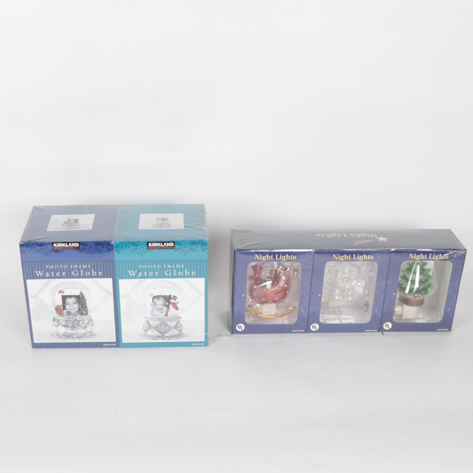 Christmas Water Globe Frames and Night Lights