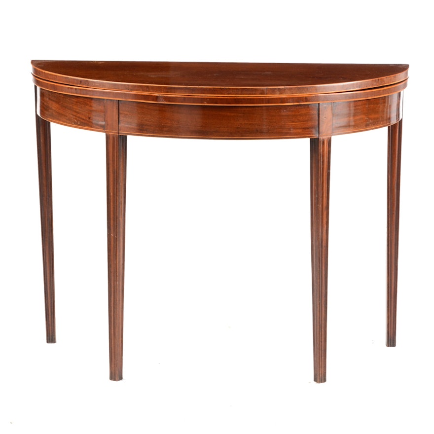 Period Hepplewhite Cardtable in Plum Pudding Mahogany