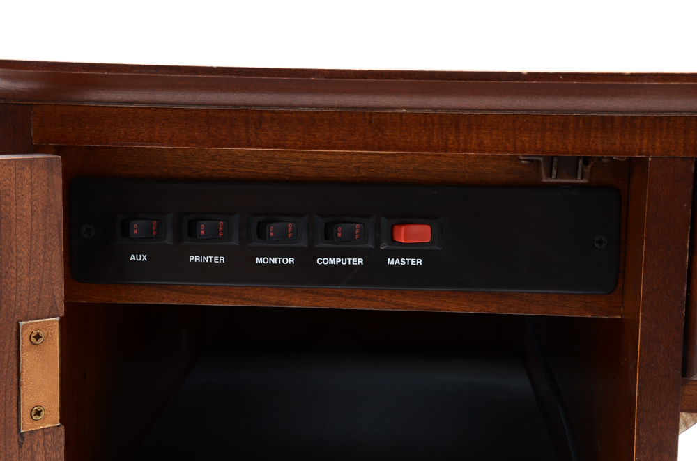 Contemporary Computer Desk