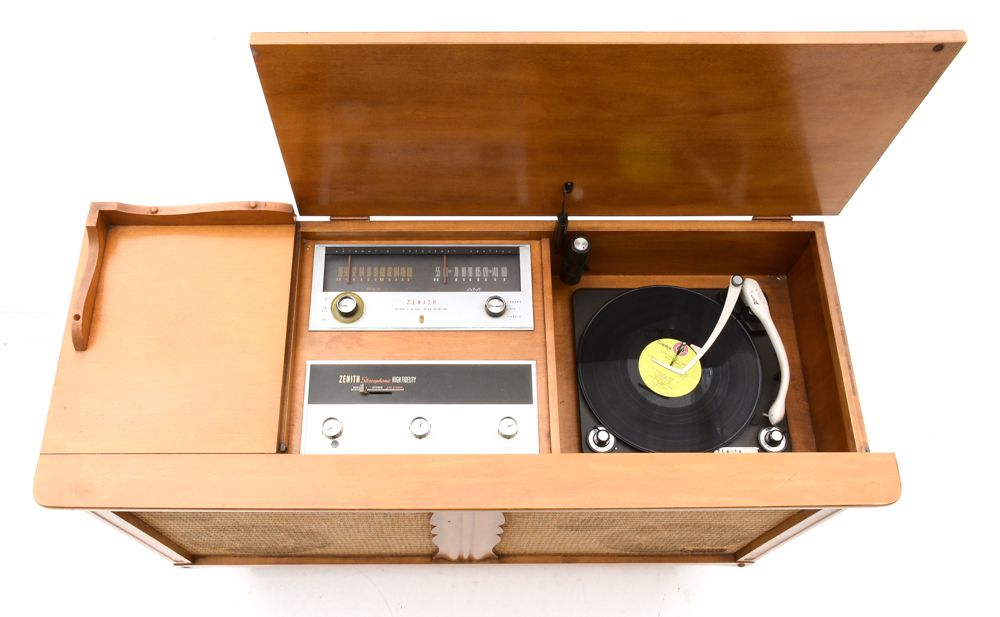 Zenith FM-AM Tuner Console