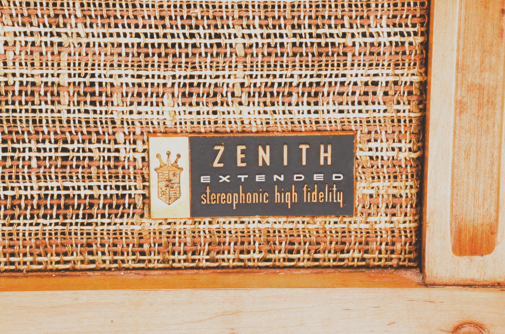 Zenith FM-AM Tuner Console