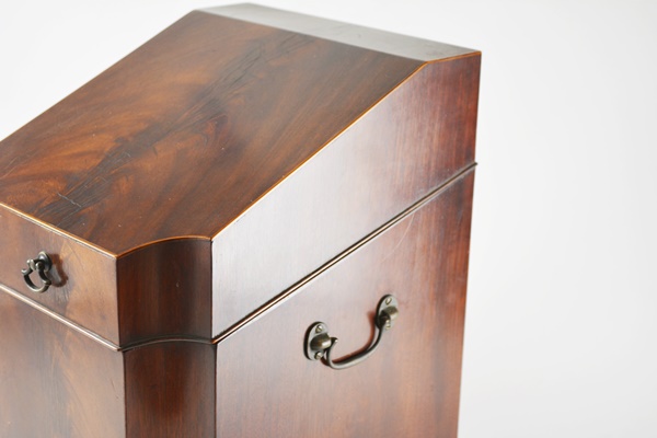 Vintage George III Style Mahogany Veneer 45 rpm or Document Box