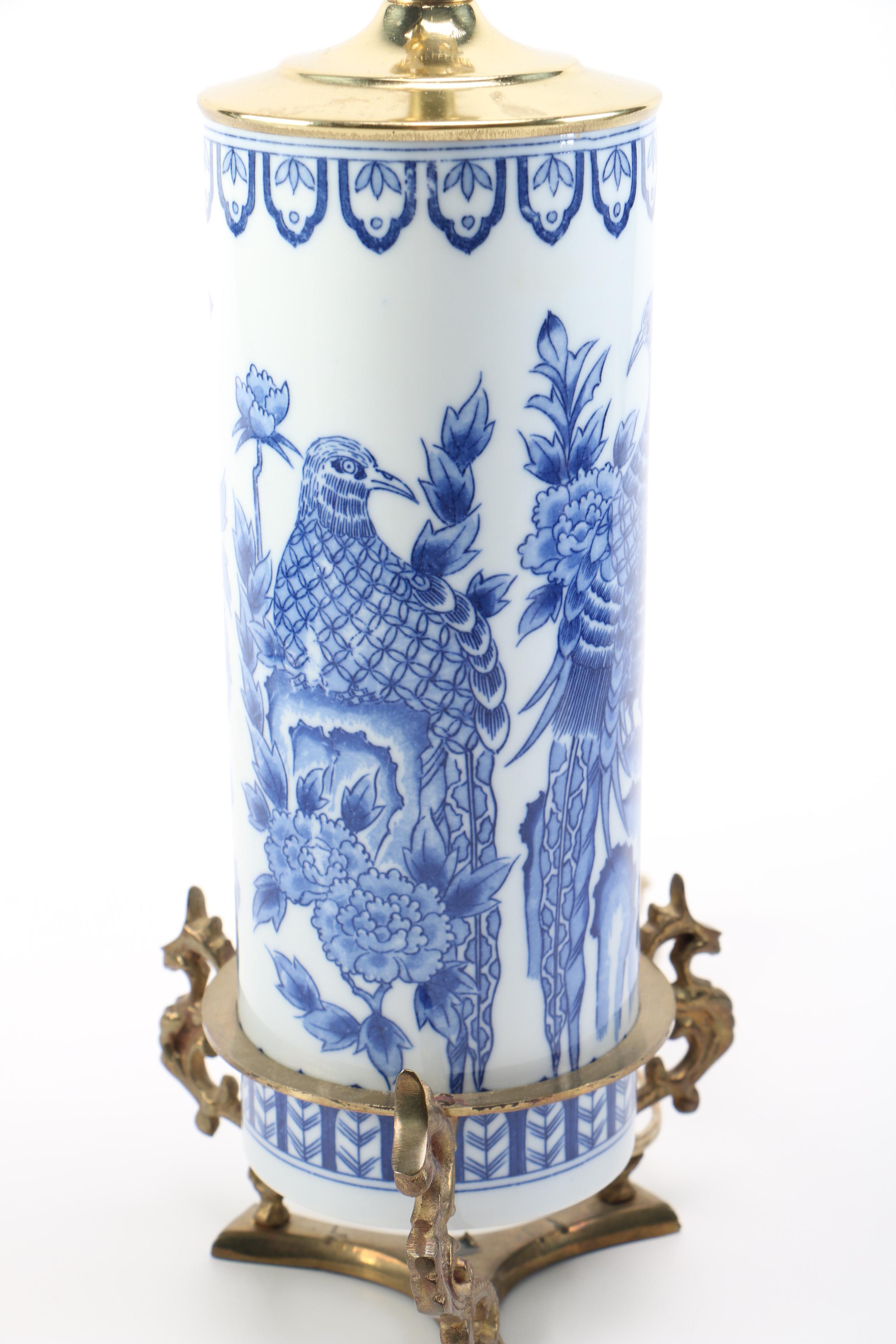 Toile Blue and White Ceramic Table Lamp