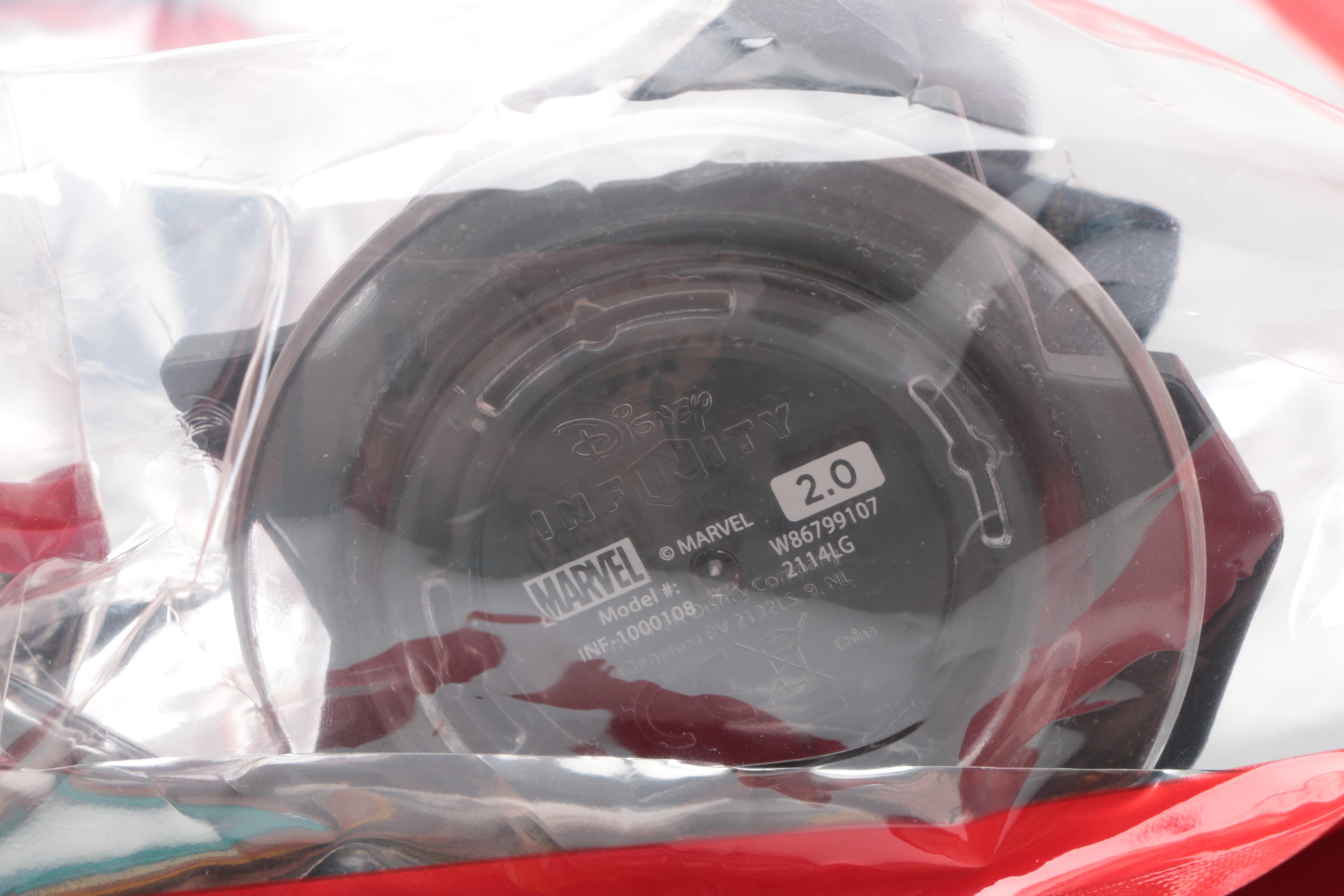 "Disney Infinity: Marvel Super Heroes" Game Play Action Figures