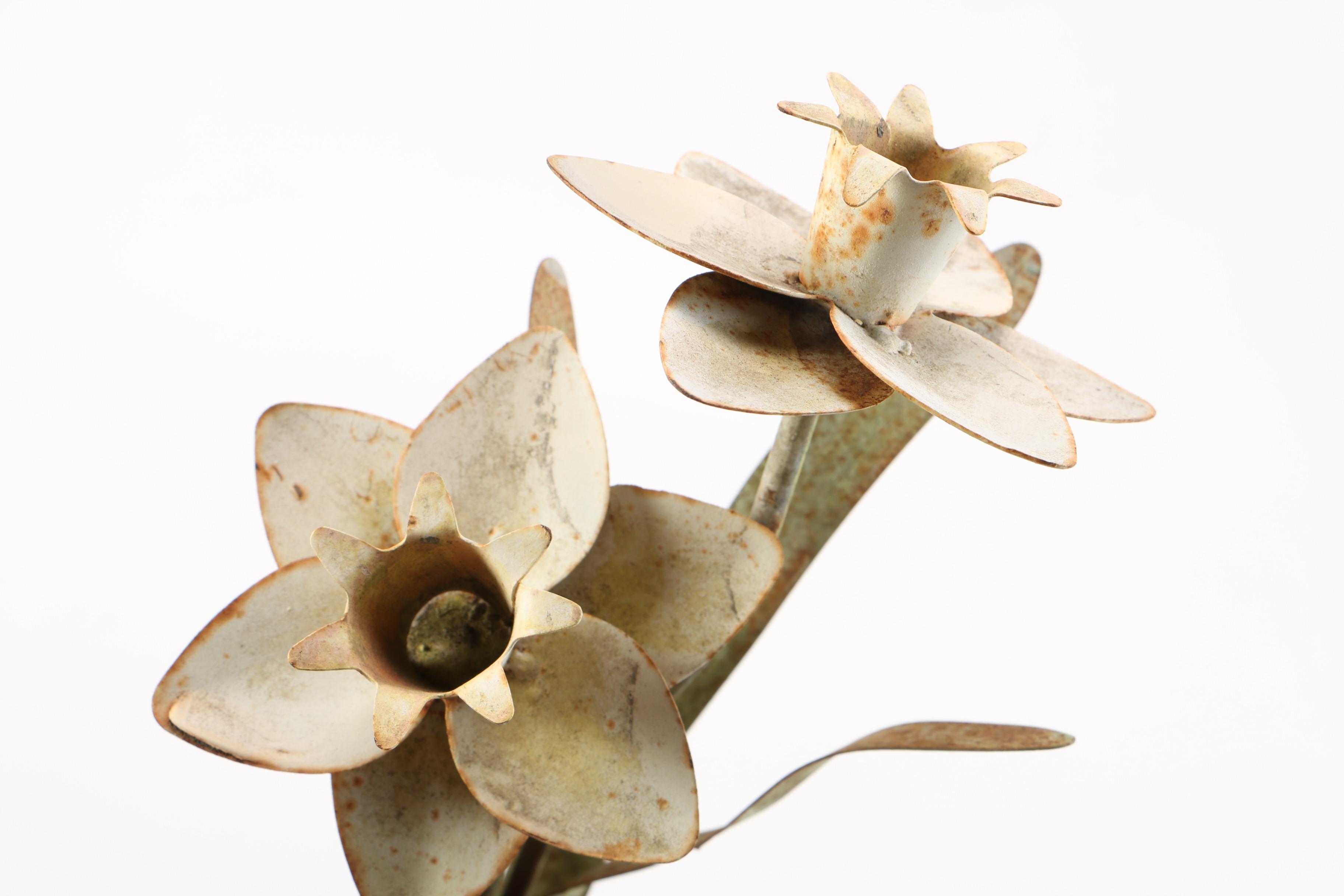 Decorative Sheet Metal and Steel Flowers