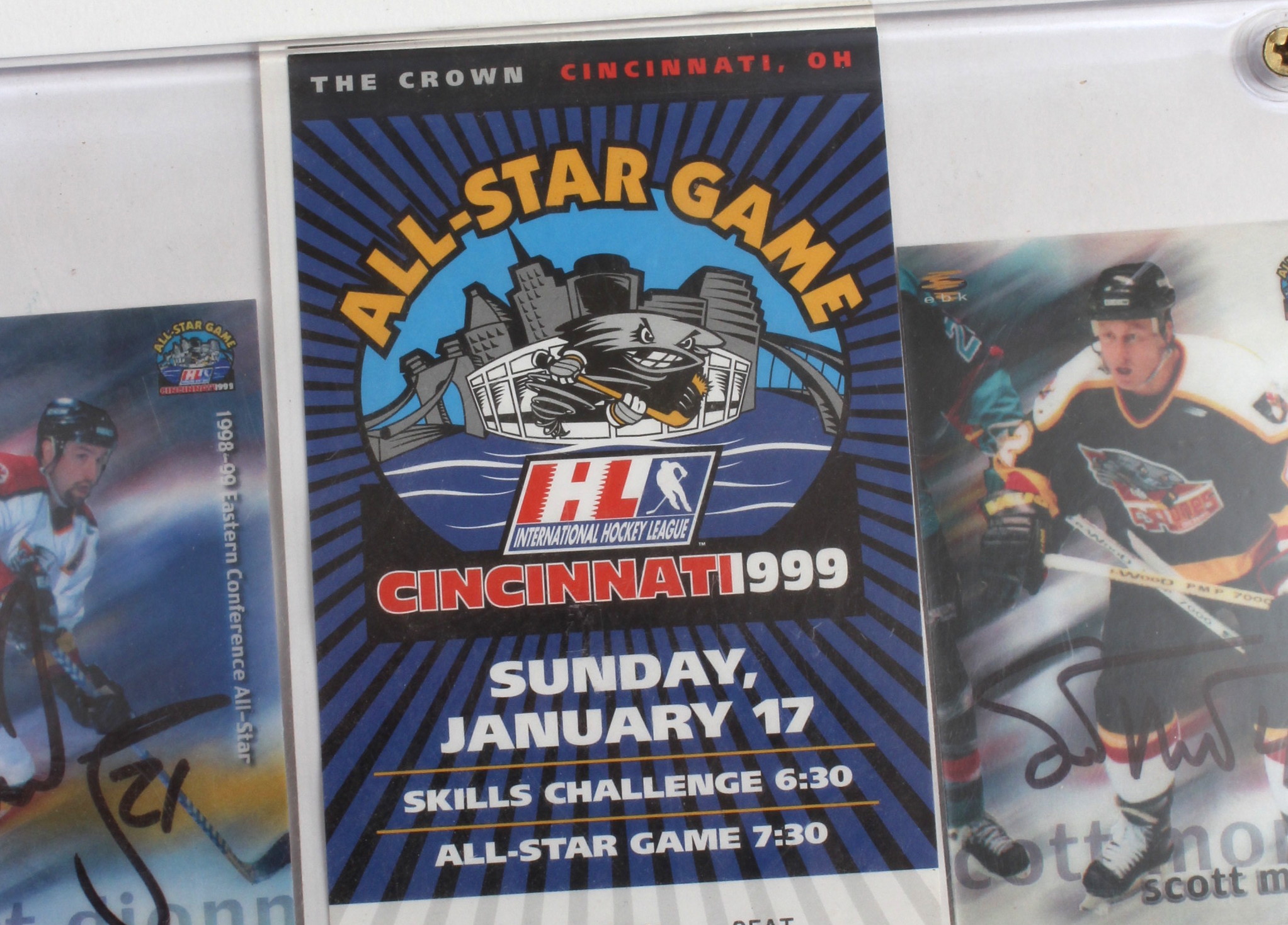 IHL Cincinnati Cyclones Autographed Cards