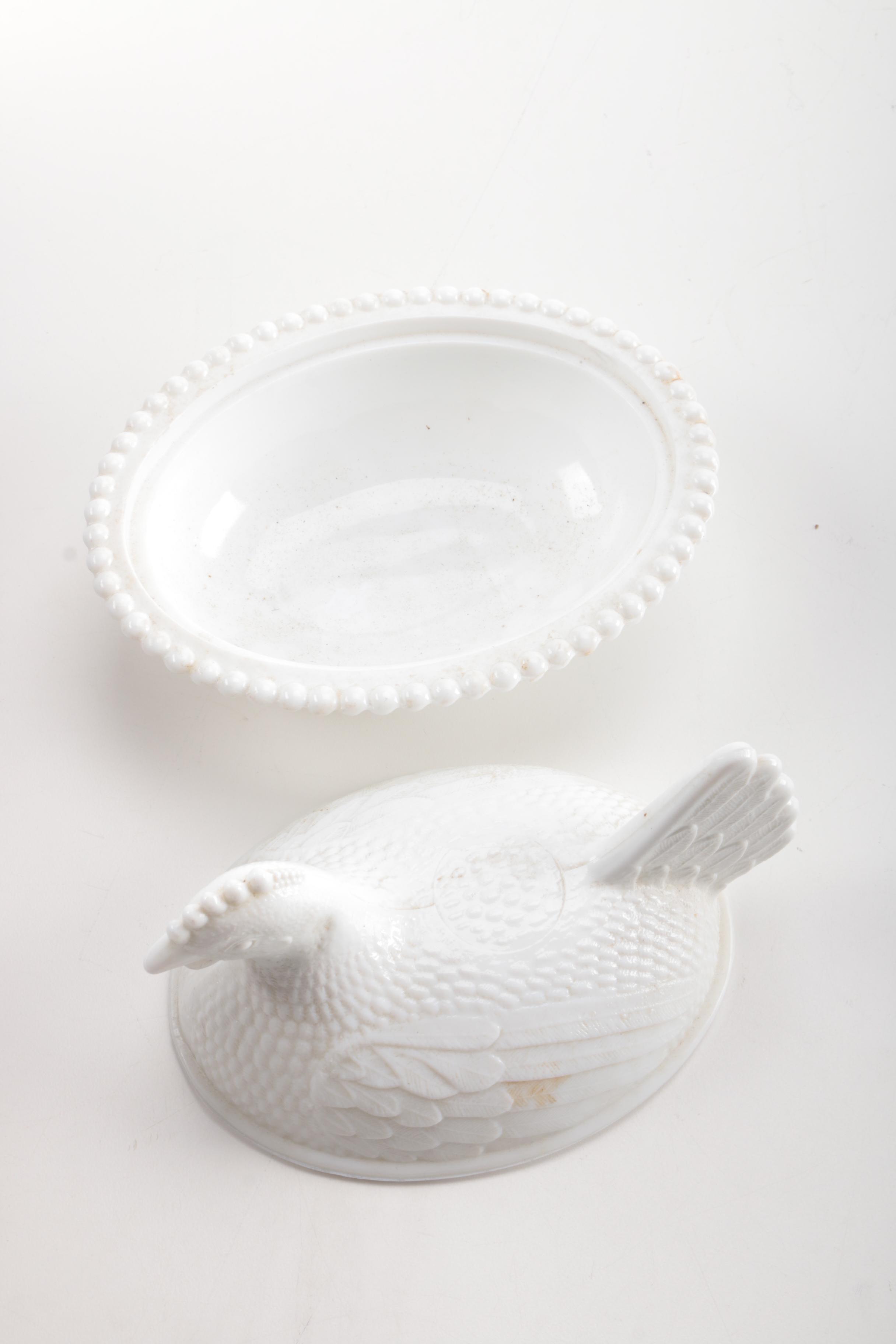 Vintage Milk Glass Hen on a Nest