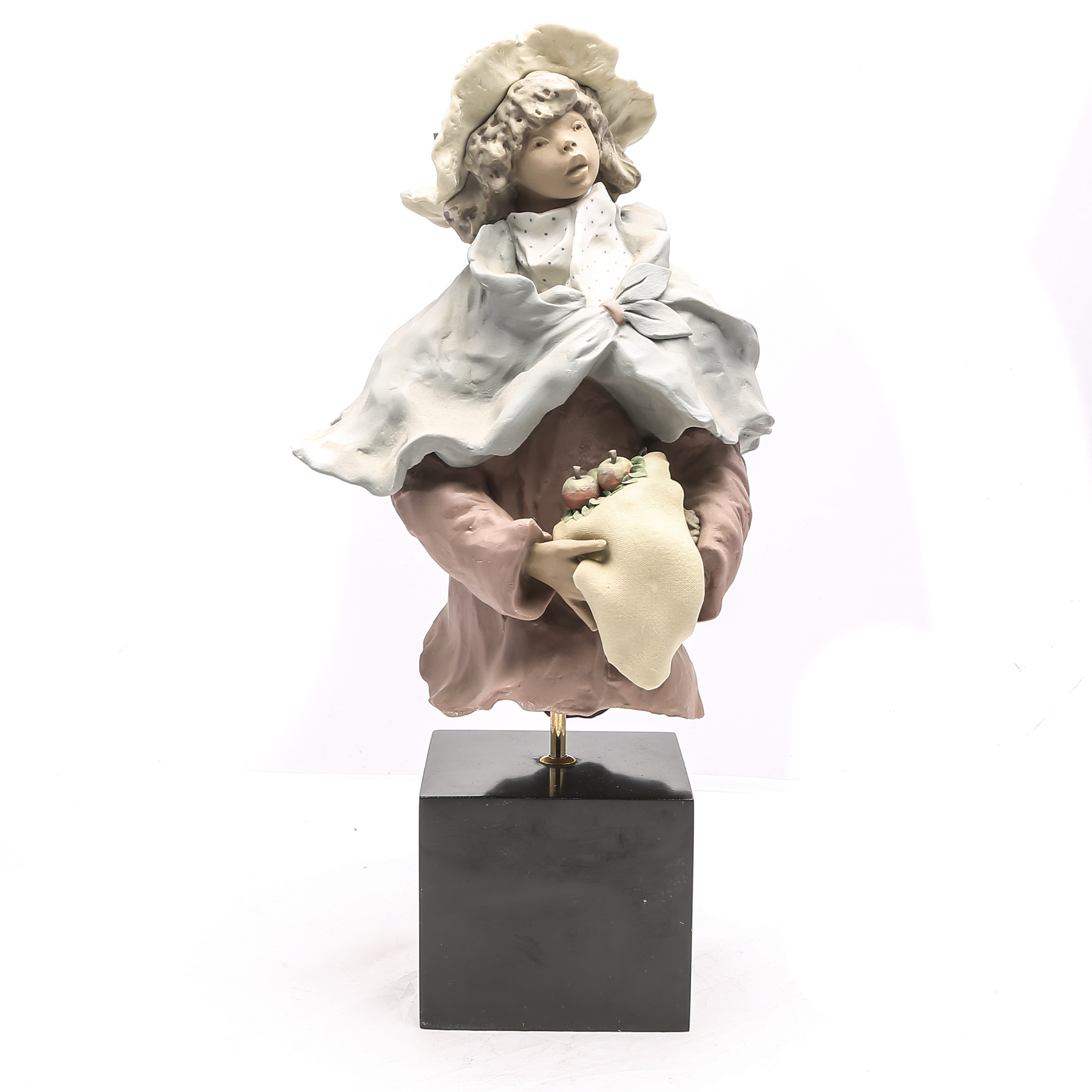 Lladró Limited Edition "Maggie" # 1751 by Enrique Sanisidro