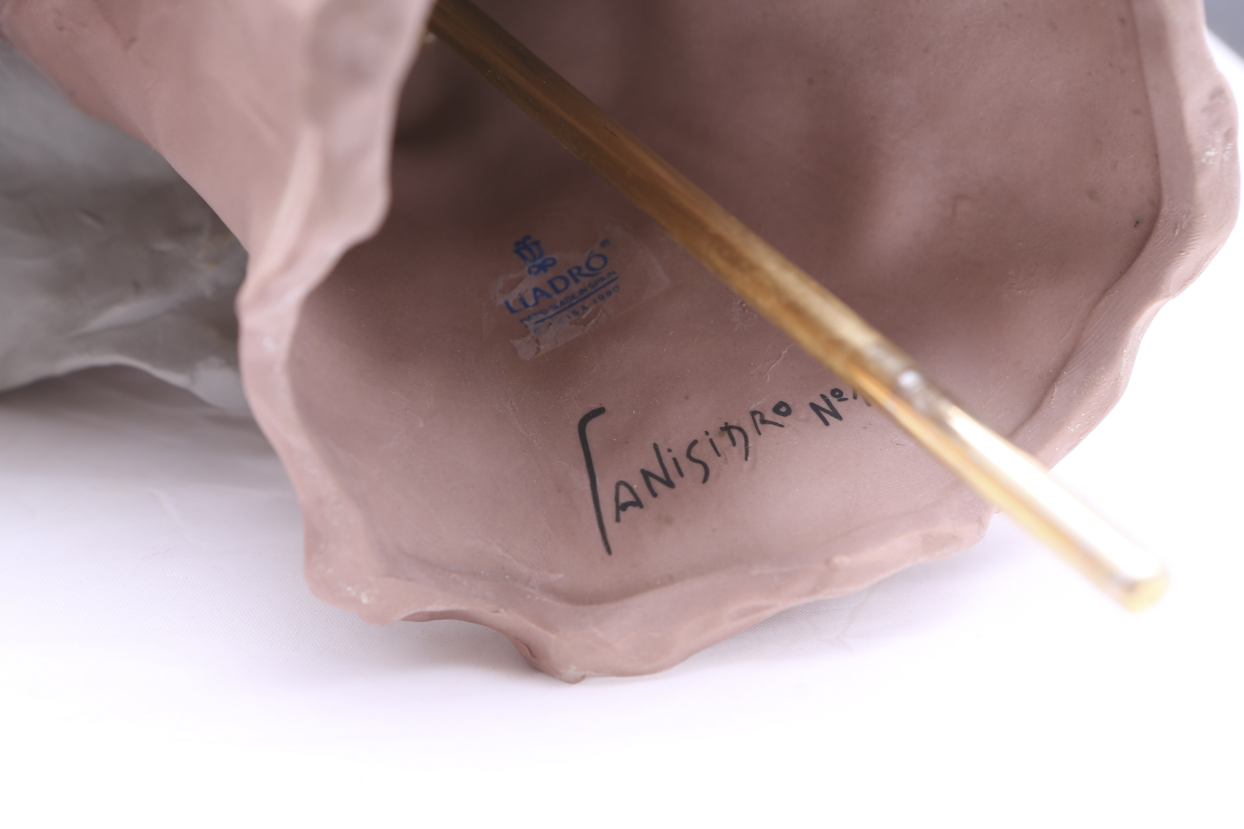 Lladró Limited Edition "Maggie" # 1751 by Enrique Sanisidro