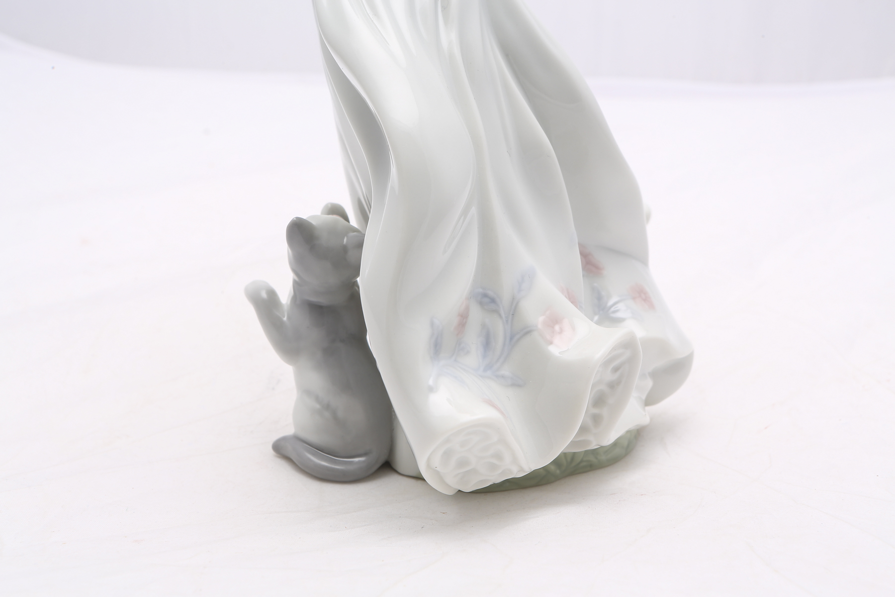 Lladró "Kittens Gathering" Figurine #6941