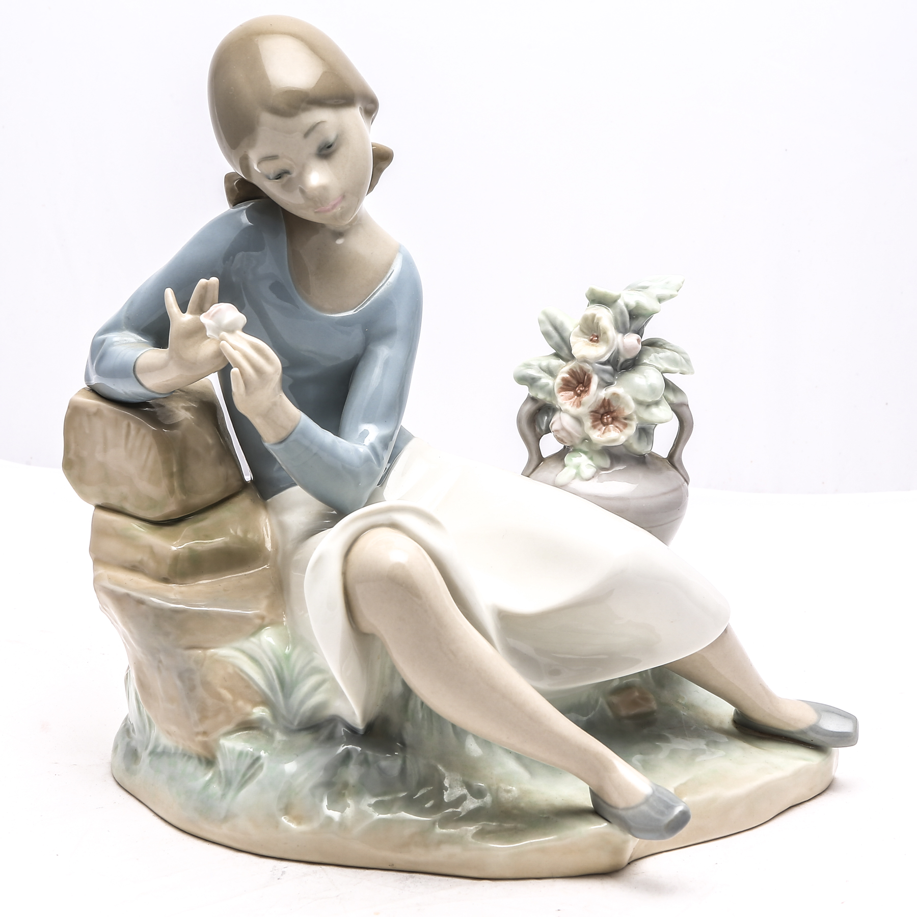 Lladró "Rosalinda" Figurine #4836